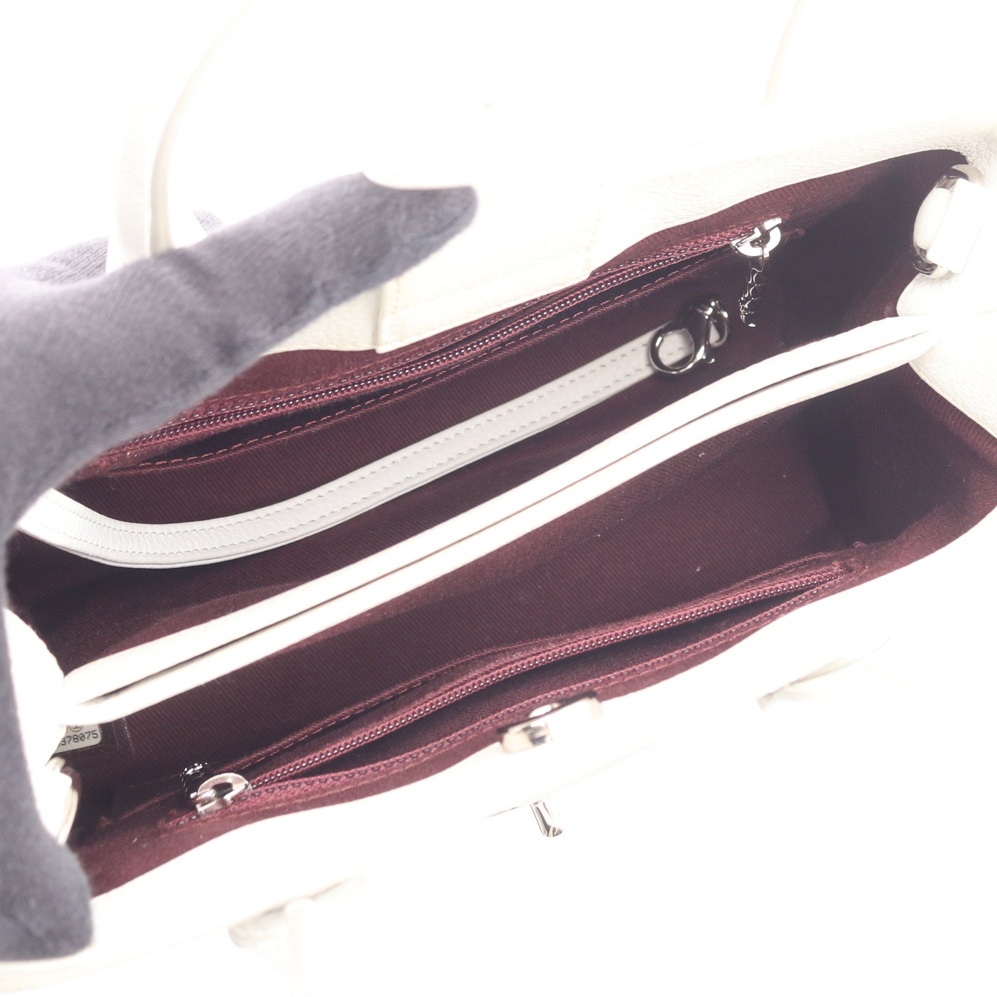 ショルダーバッグ ネオ エグゼクティブ トート スモール ハンドバッグ レザー ホワイト シルバー金具 2WAY シャネル バッグ CHANEL