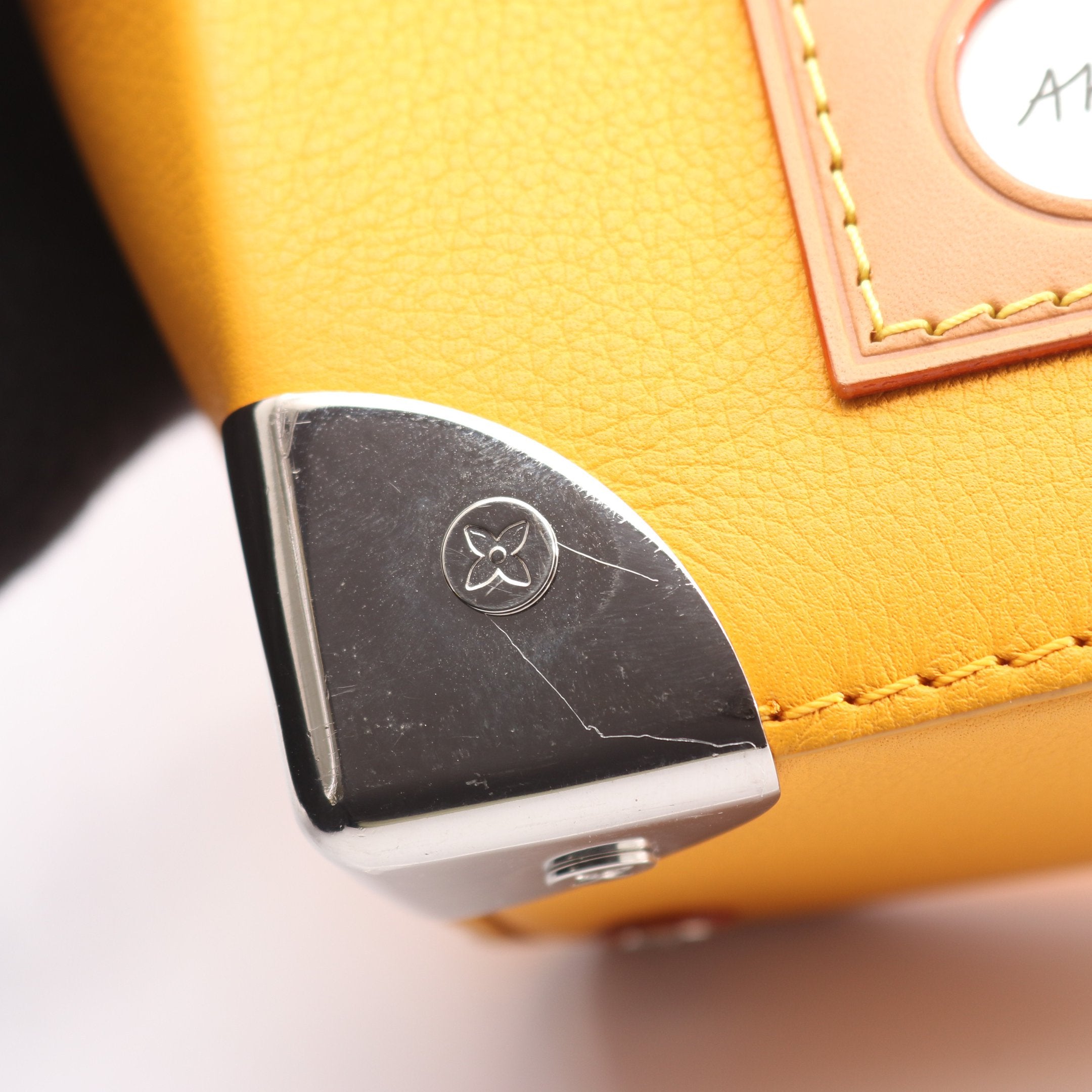 ヴェルティカルボックス トランク サフラン ハンドバッグ レザー