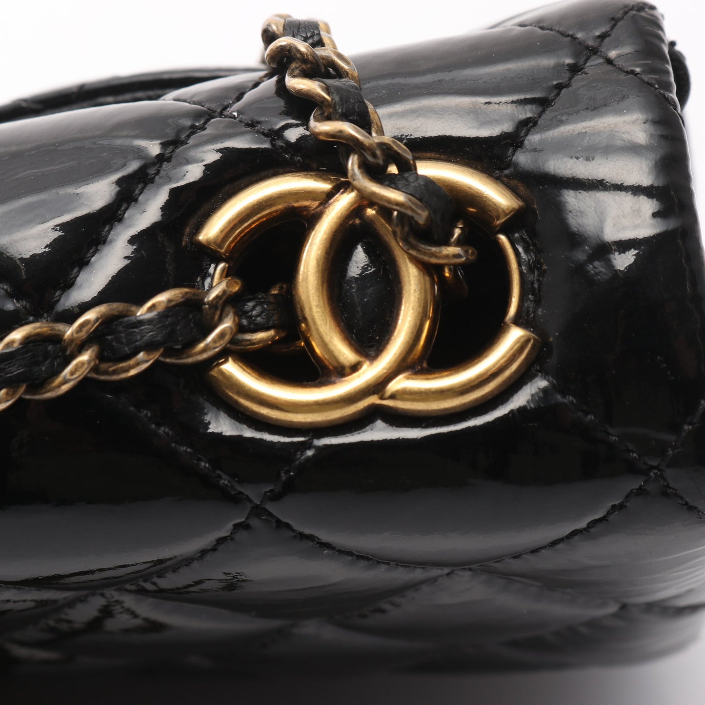 マトラッセ Wチェーンショルダーバッグ エナメルレザー レザー ブラック ゴールド金具 シャネル バッグ CHANEL