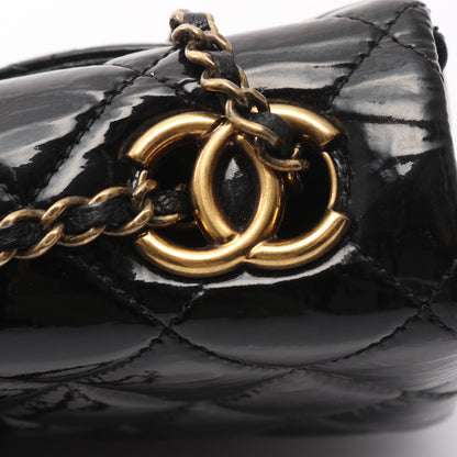 マトラッセ Wチェーンショルダーバッグ エナメルレザー レザー ブラック ゴールド金具 シャネル バッグ CHANEL