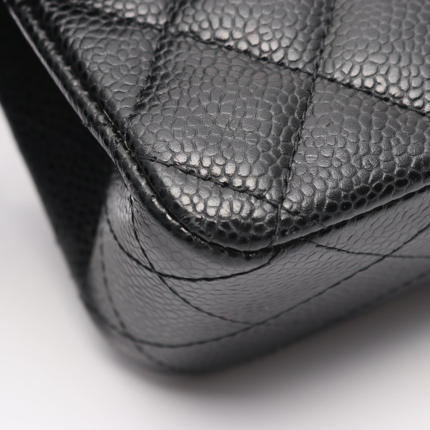 マトラッセ Wフラップ Wチェーンショルダーバッグ キャビアスキン ブラック ゴールド金具 シャネル バッグ CHANEL