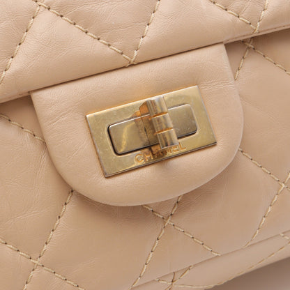 2.55 マトラッセ Wフラップ Wチェーンショルダーバッグ レザー ベージュ ゴールド金具 シャネル バッグ CHANEL