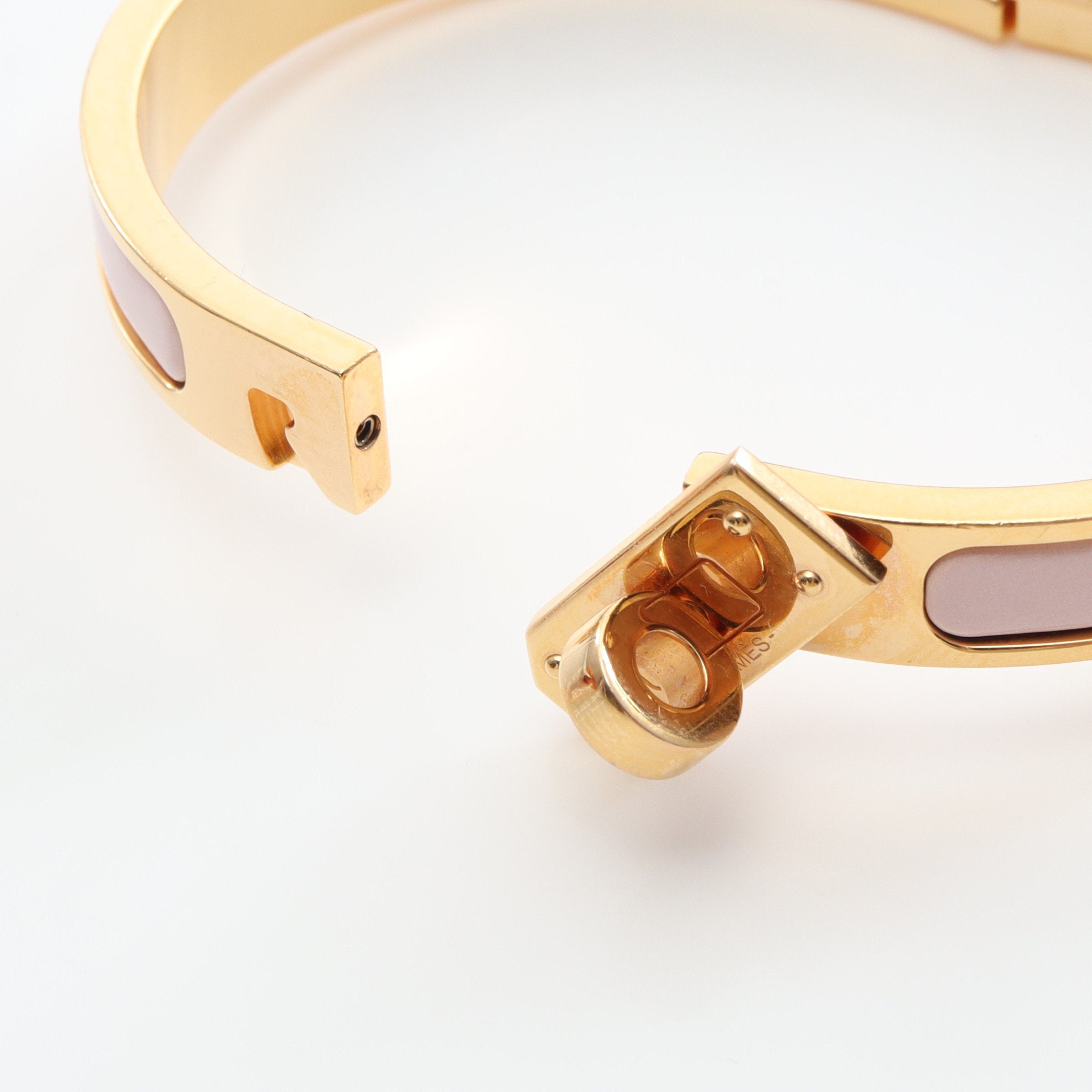 ミニ クリック ケリー バングル GP エナメル ゴールケリー バングル GP