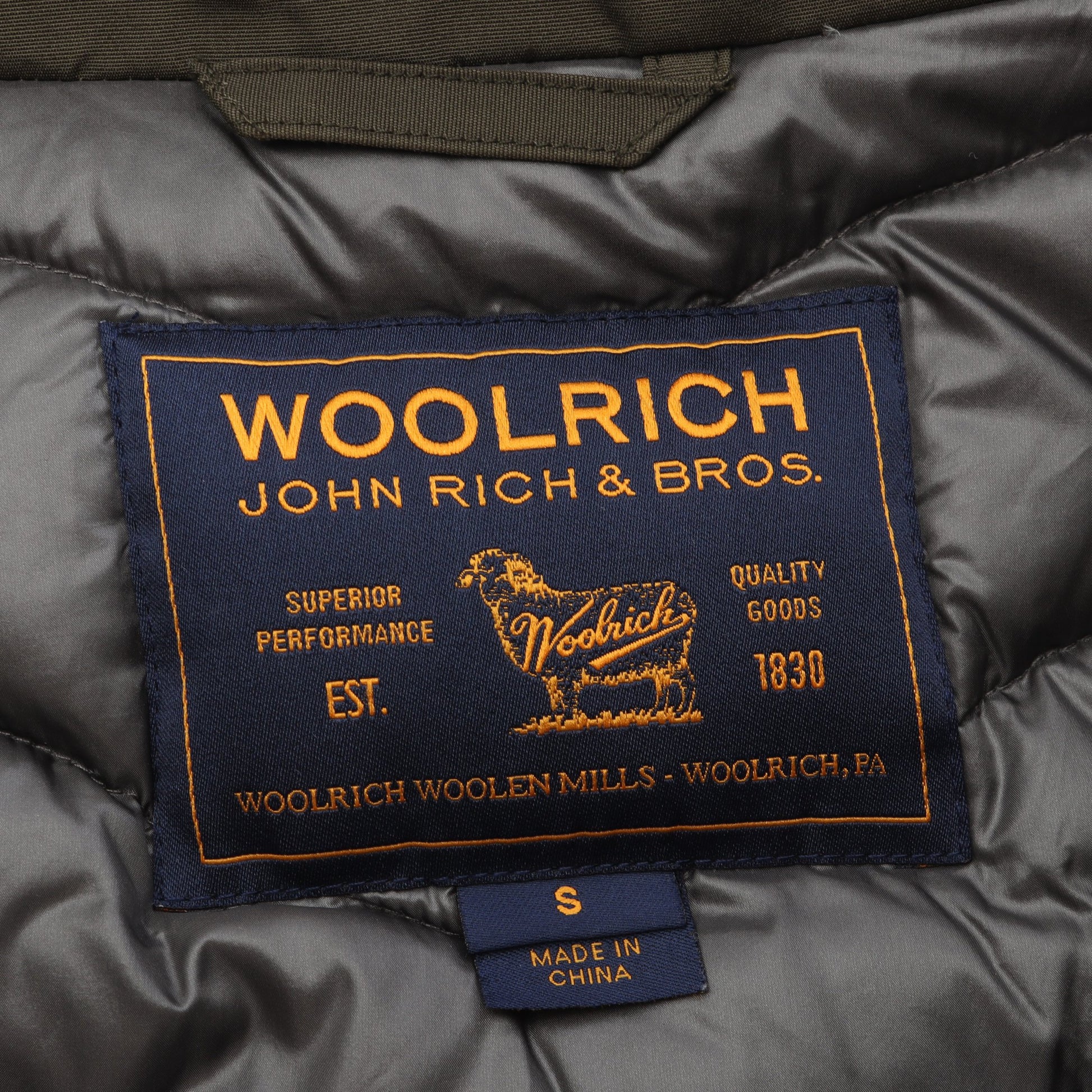ダウンコート コットン カーキグリーン ウールリッチ アウター WOOLRICH