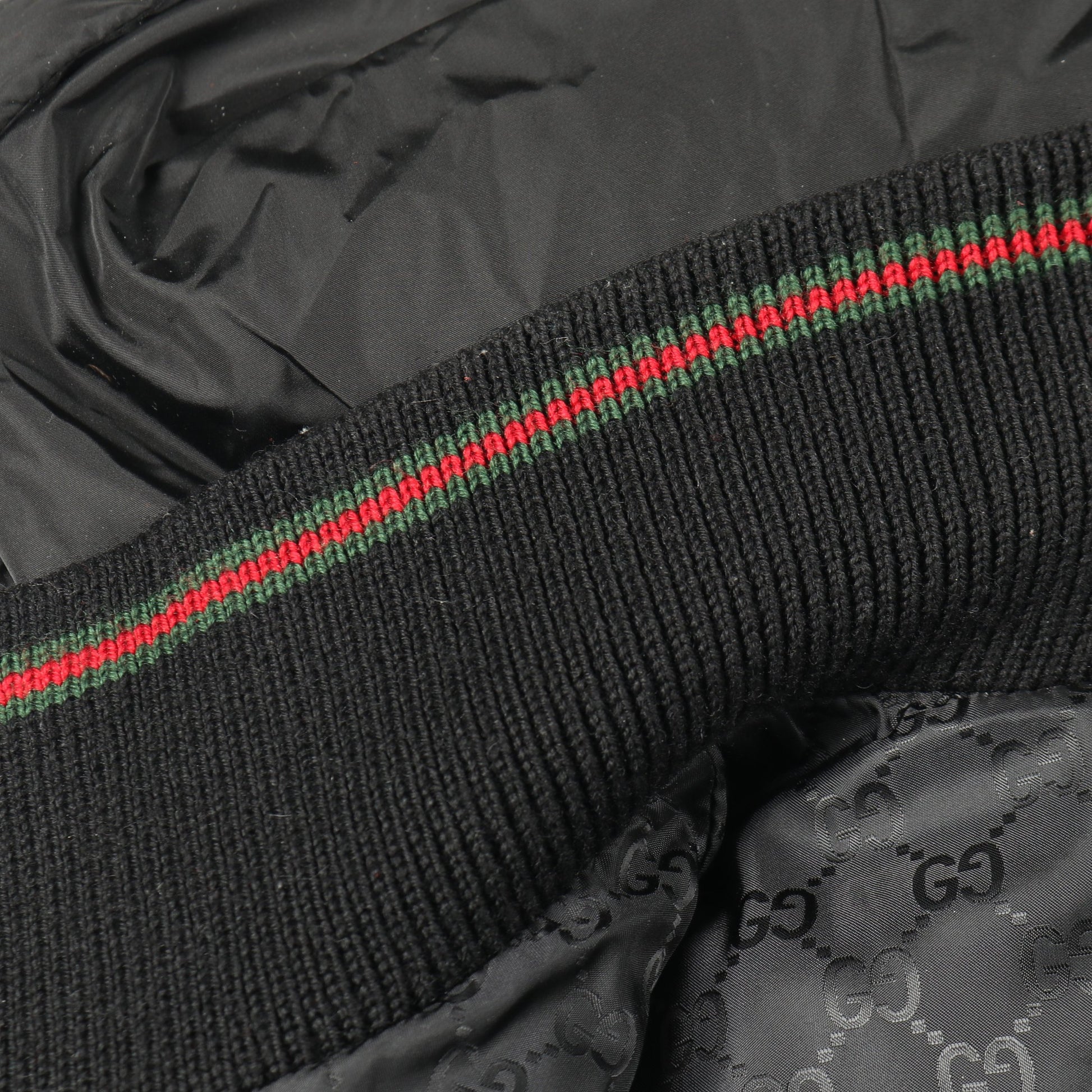 ダウンベスト ナイロン ブラック フード付き グッチ アウター GUCCI
