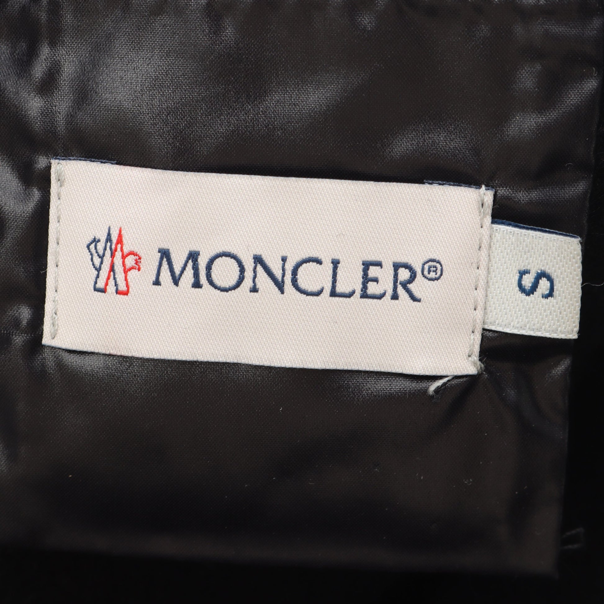 MANTELLA マンテラ ポンチョ ケープ ダウンジャケット ウール ナイロン ブラック 切替 モンクレール アウター MONCLER