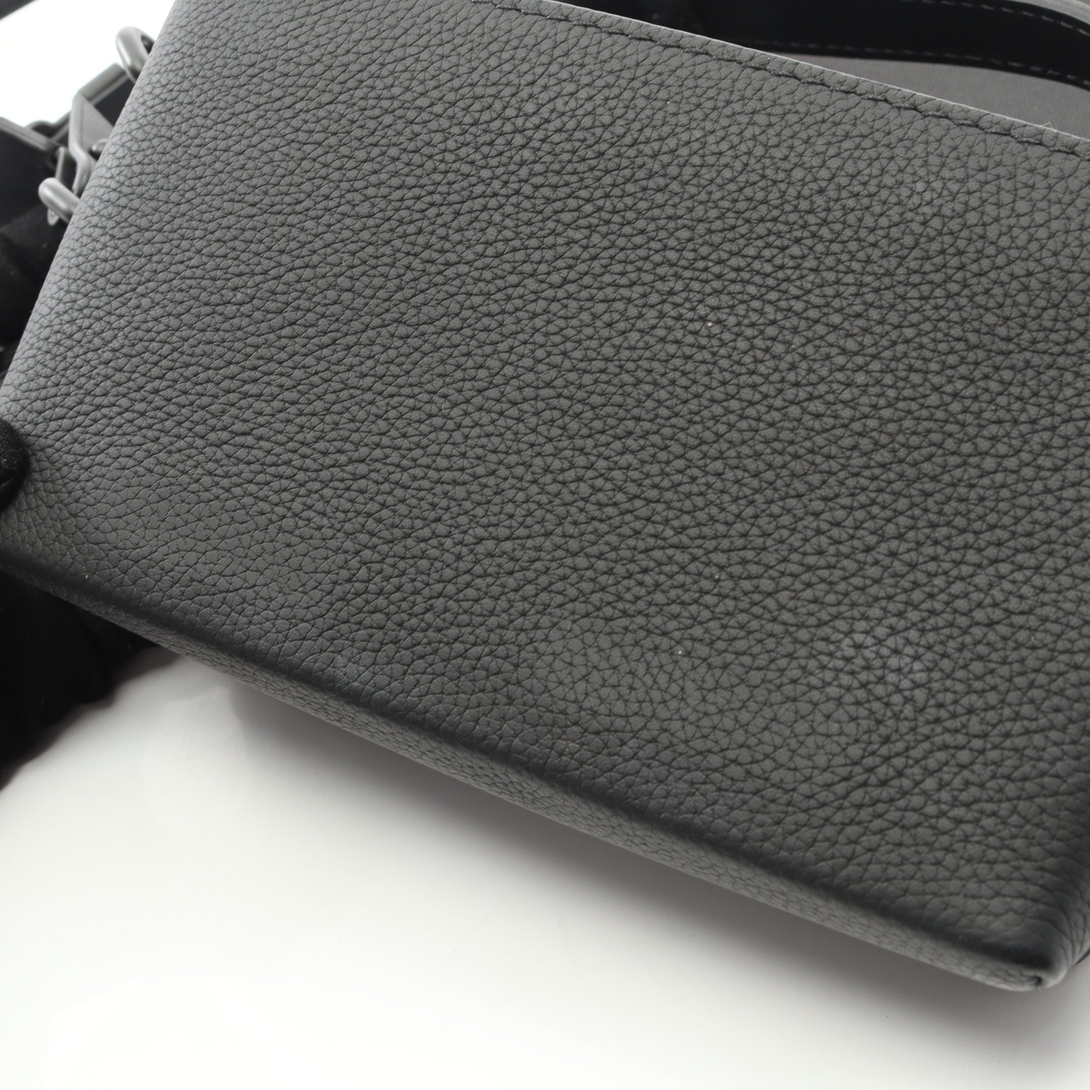 ファストライン ウェアラブル ウォレット LV アエログラム ショルダー