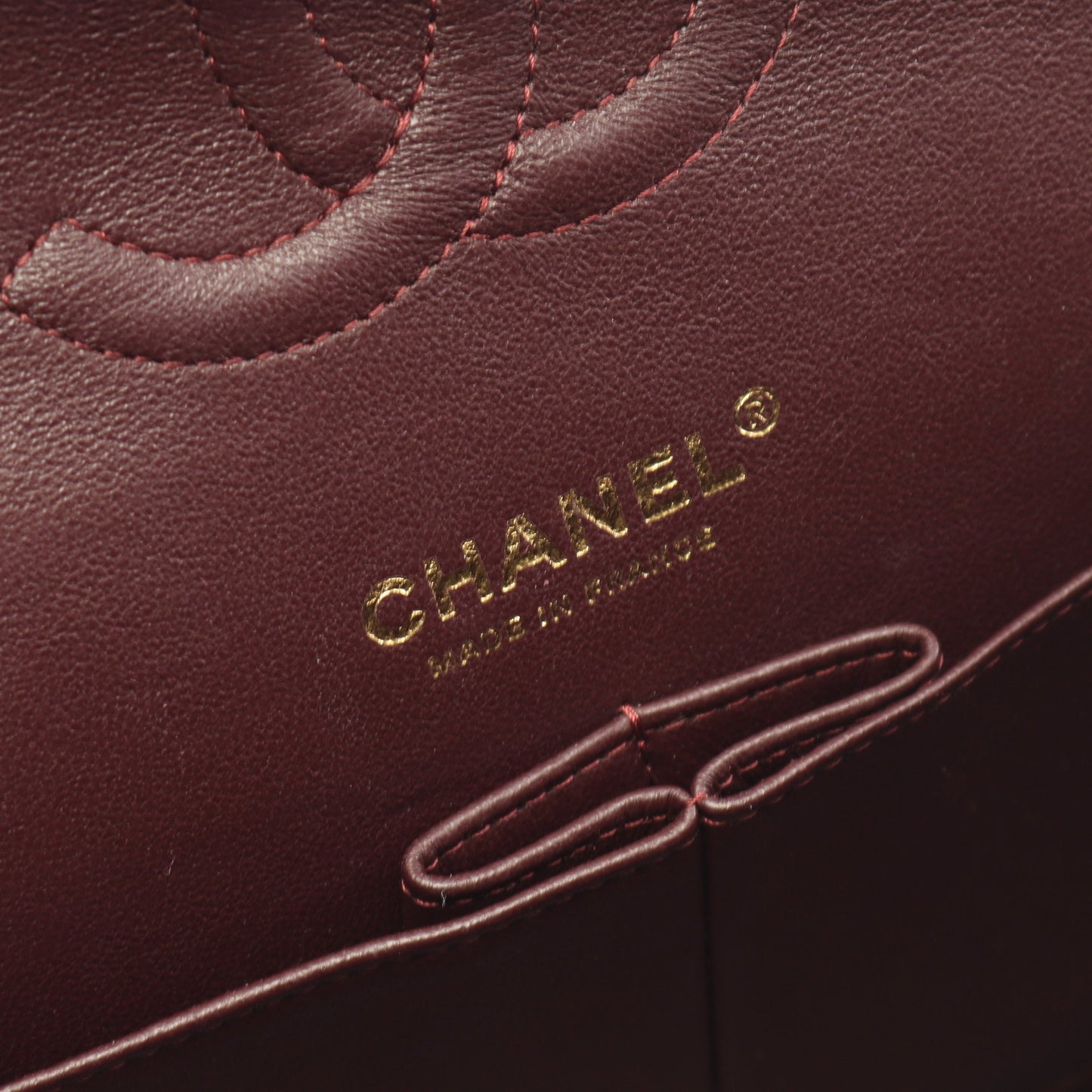 マトラッセ Wフラップ Wチェーンショルダーバッグ キャビアスキン ブラック ゴールド金具 シャネル バッグ CHANEL