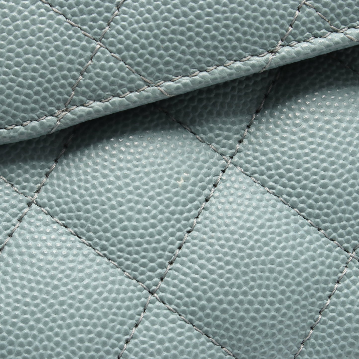 マトラッセ Wフラップ Wチェーンショルダーバッグ キャビアスキン ブルーグレー シルバー金具 シャネル バッグ CHANEL