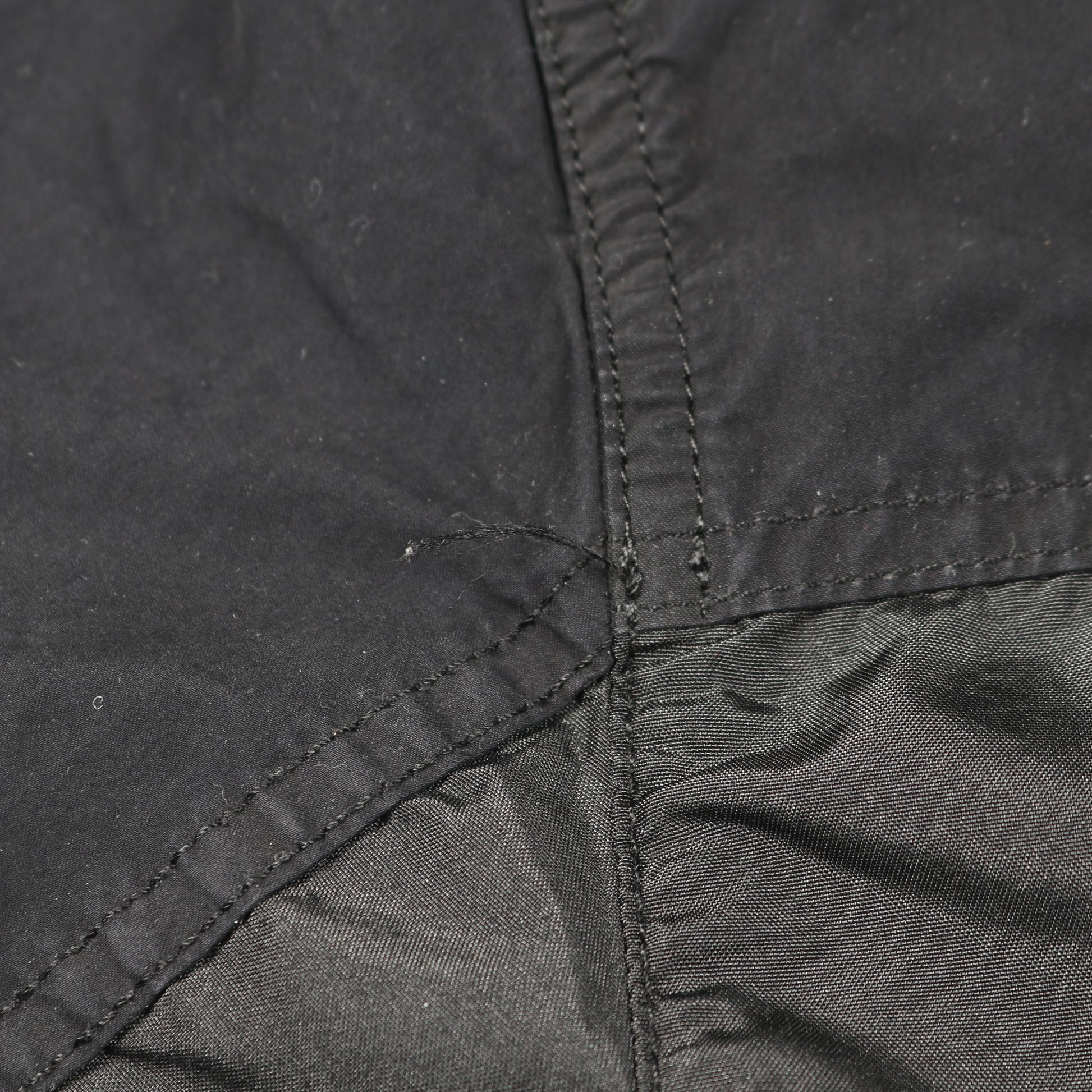 Technical Hooded Jacket ナイロンジャケット ブラック 切替 ストーンアイランド アウター Stone Island