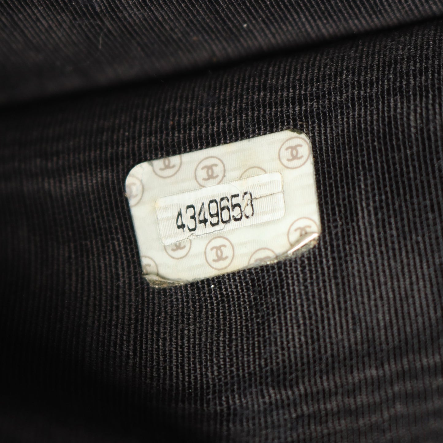 ビコローレ 二つ折り長財布 キャビアスキン ブラック ゴールド金具 がま口 シャネル 財布・小物 CHANEL