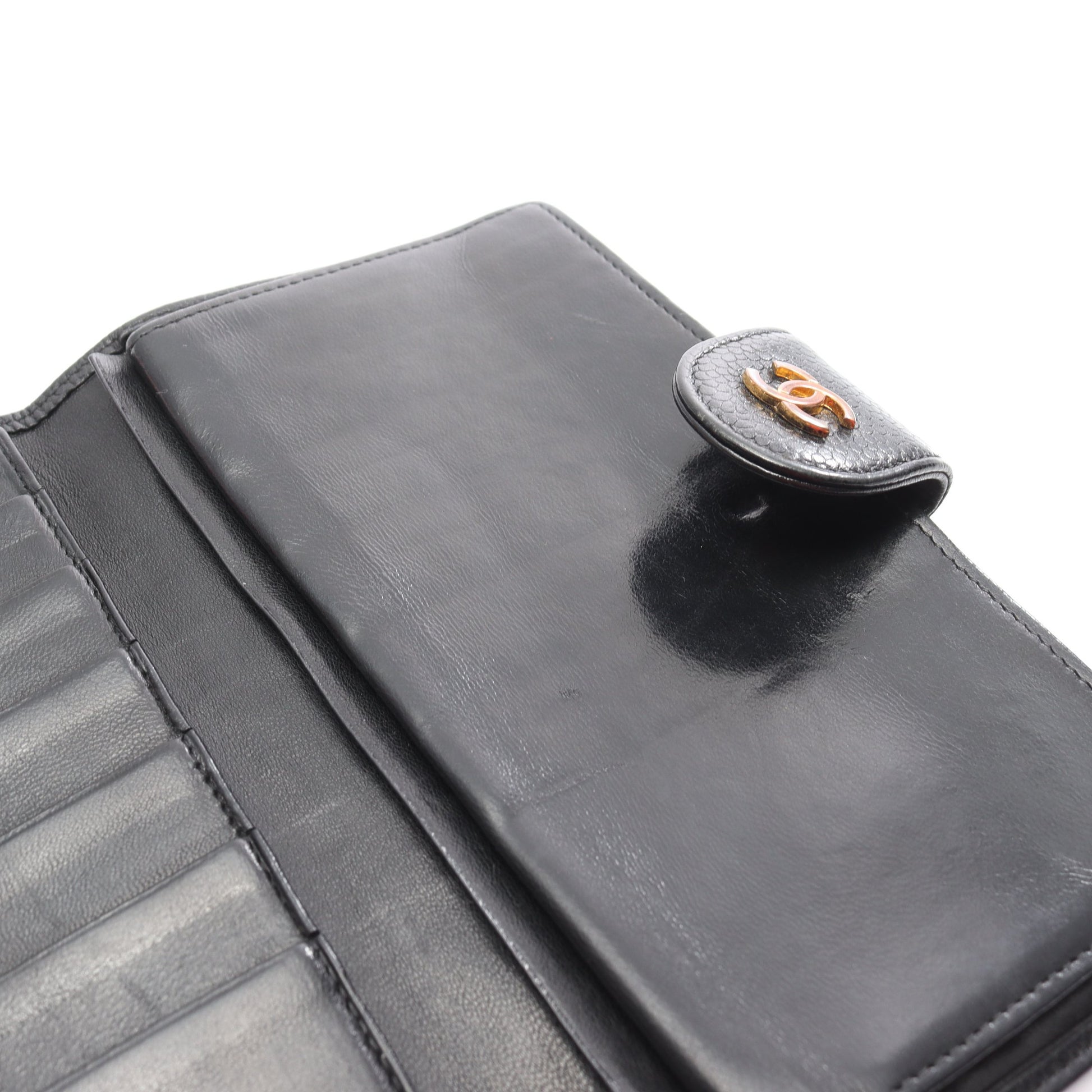 ビコローレ 二つ折り長財布 キャビアスキン ブラック ゴールド金具 がま口 シャネル 財布・小物 CHANEL