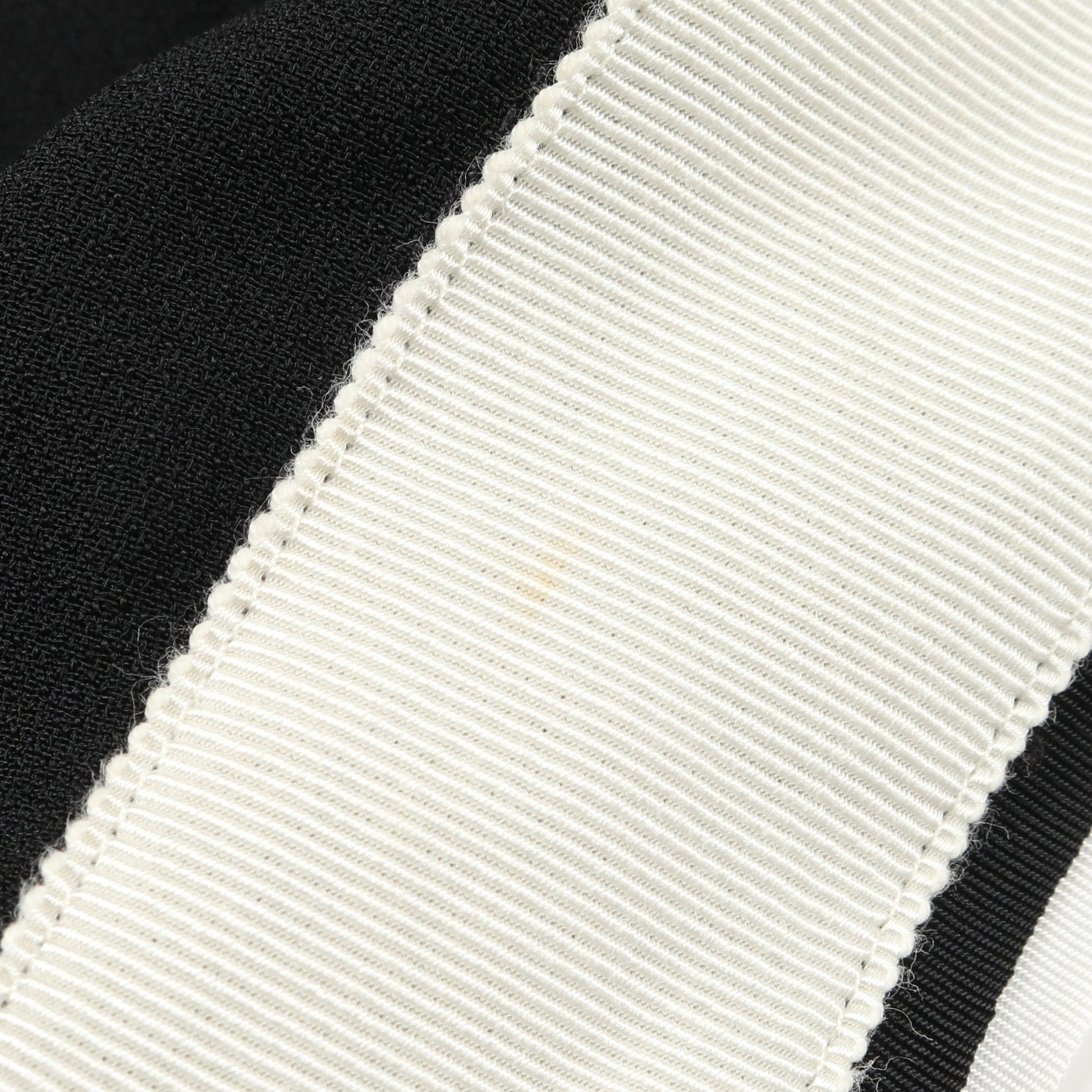 イージーパンツ ブラック ホワイト モンクレール ボトムス MONCLER