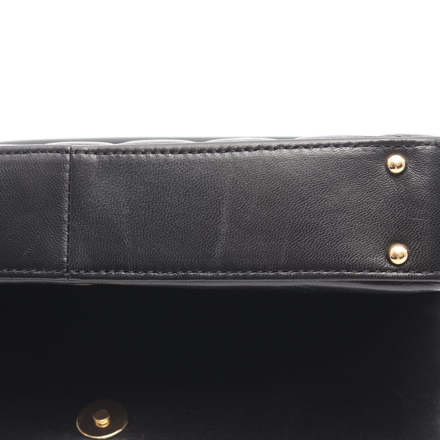 チョコバー ショルダーバッグ ラムスキン ブラック ゴールド金具 シャネル バッグ CHANEL