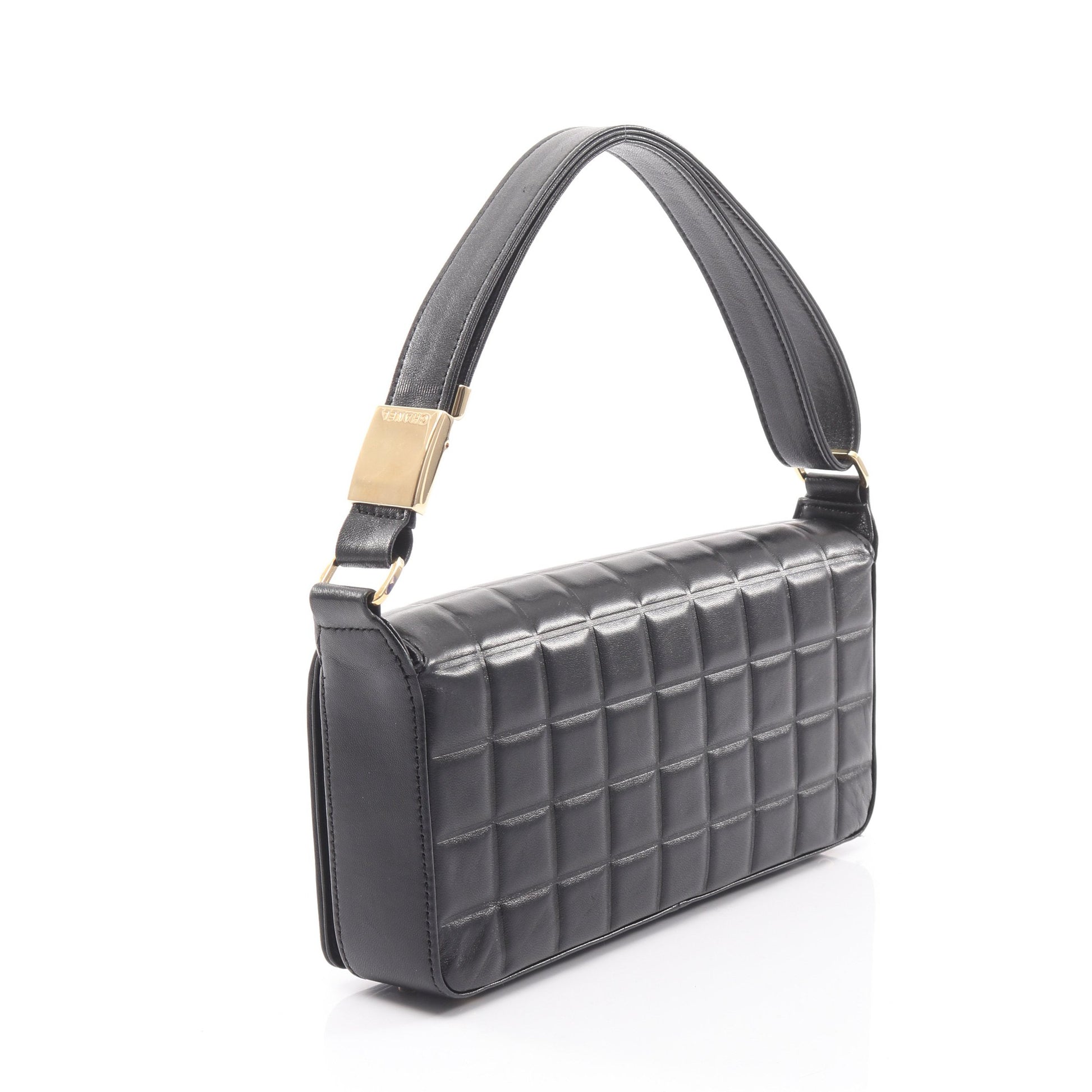 チョコバー ショルダーバッグ ラムスキン ブラック ゴールド金具 シャネル バッグ CHANEL