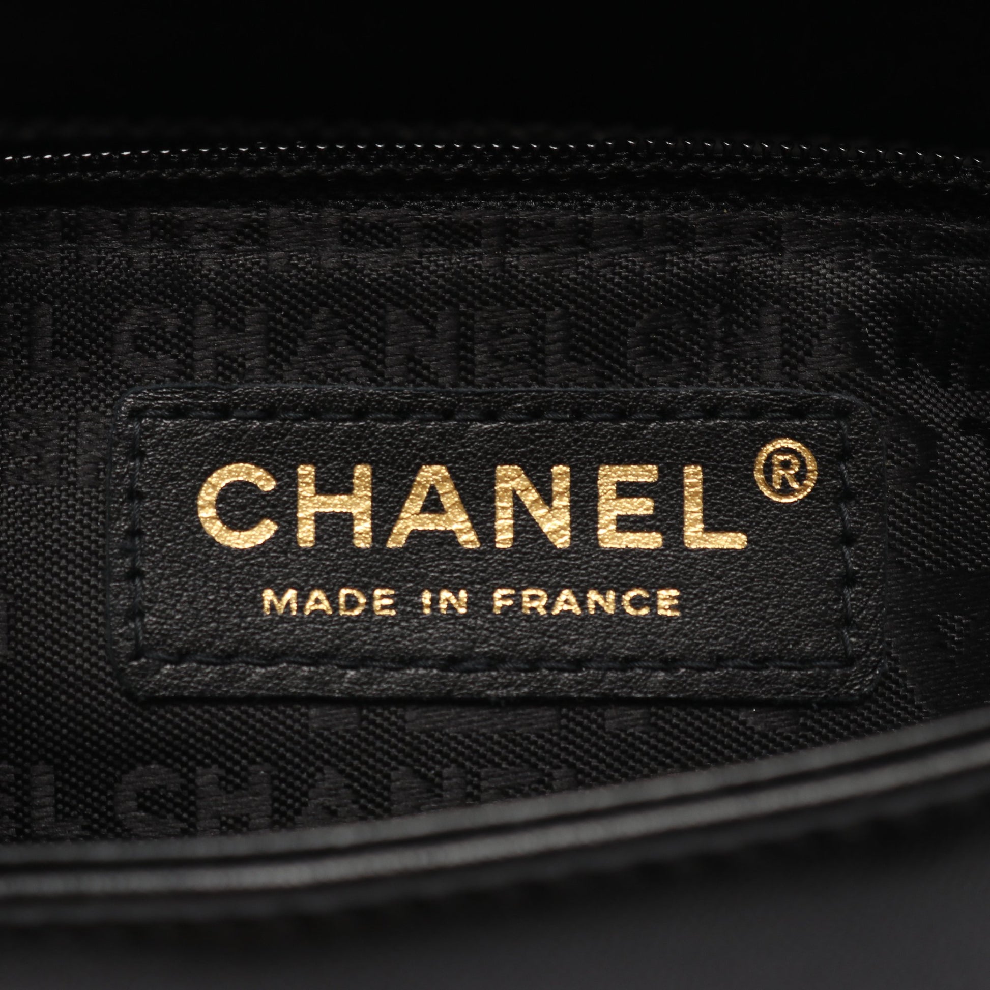 チョコバー ショルダーバッグ ラムスキン ブラック ゴールド金具 シャネル バッグ CHANEL