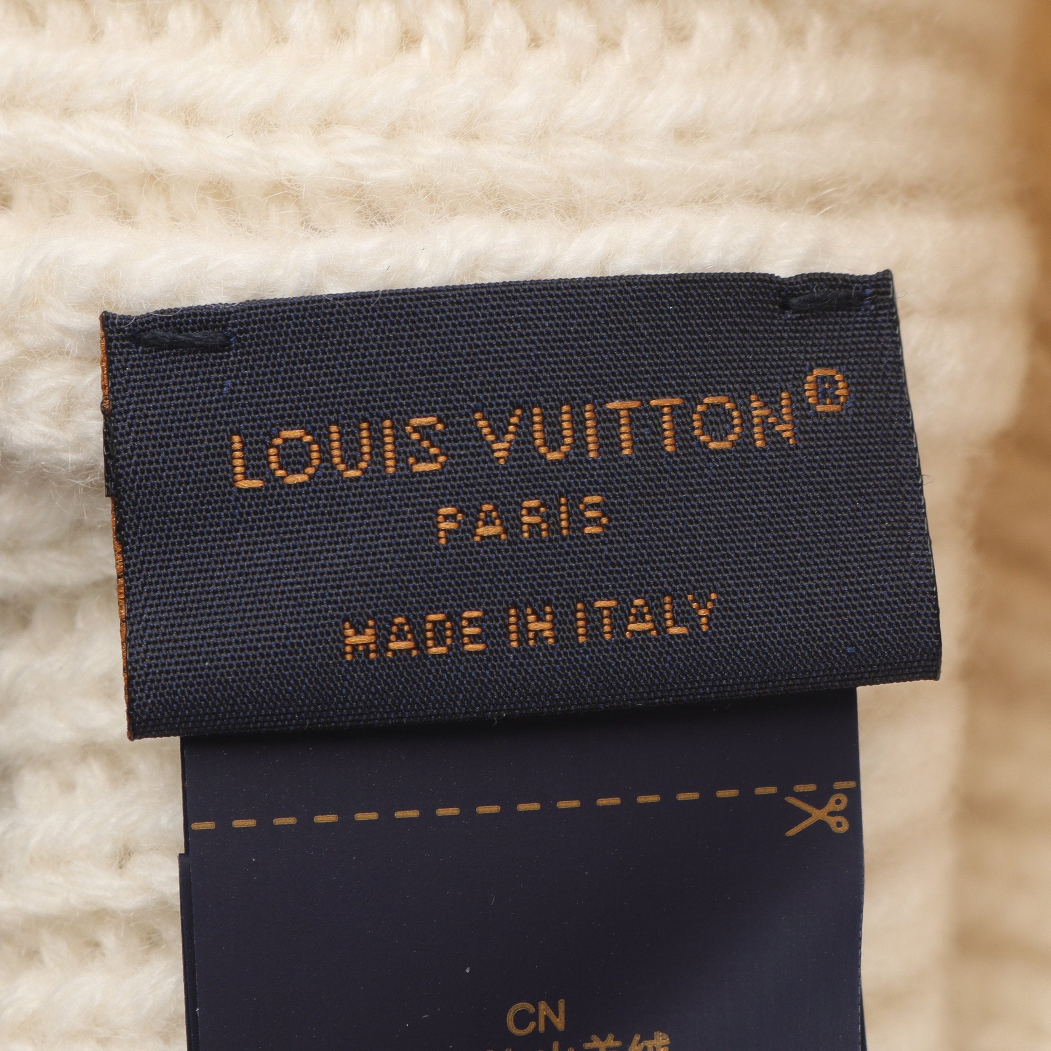 LV アヘッド ビーニー カシミヤ オフホワイト ルイヴィトン – RECLO