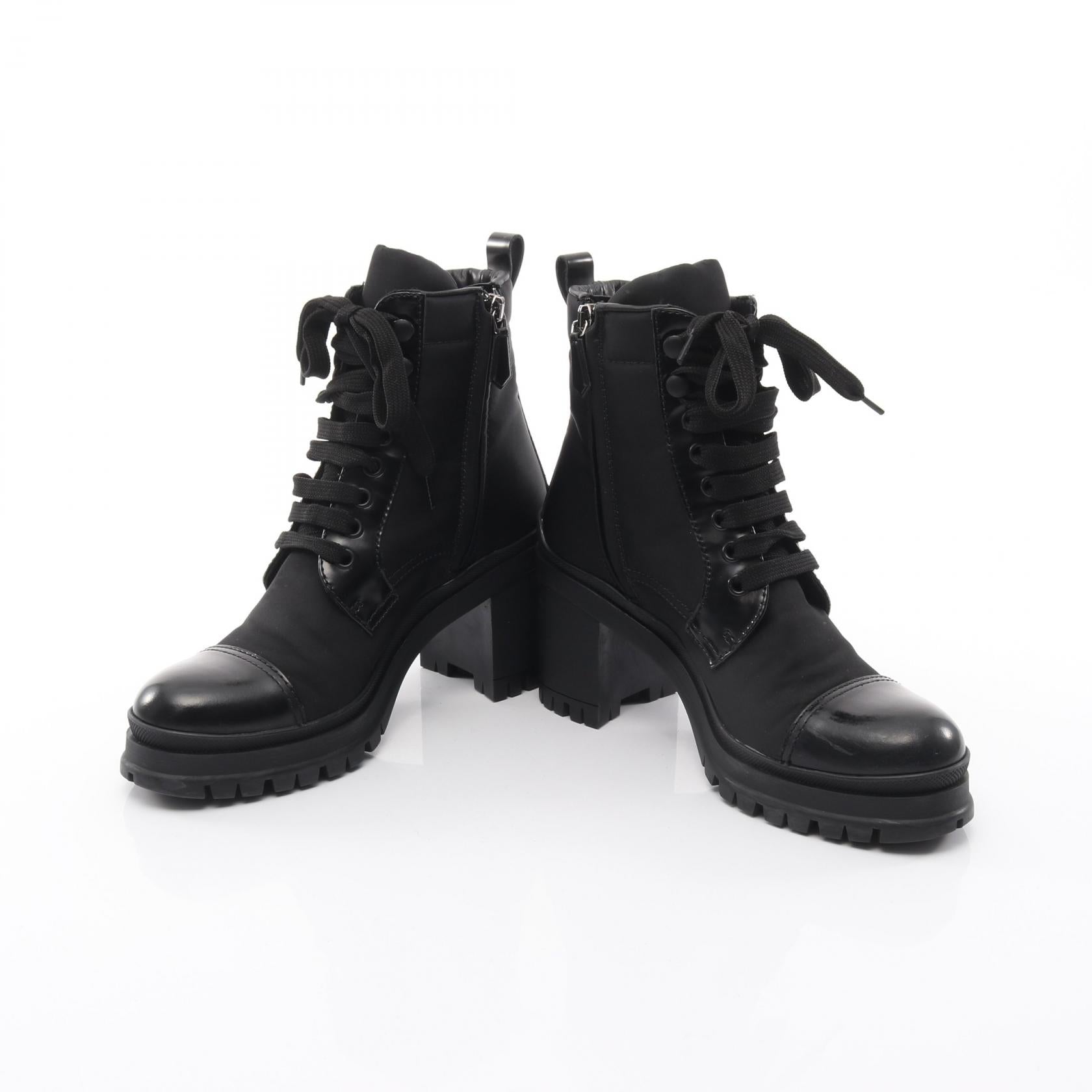 Re-Nylon レースアップ ブーツ ナイロン レザー ブラック 三角プレート プラダ シューズ PRADA