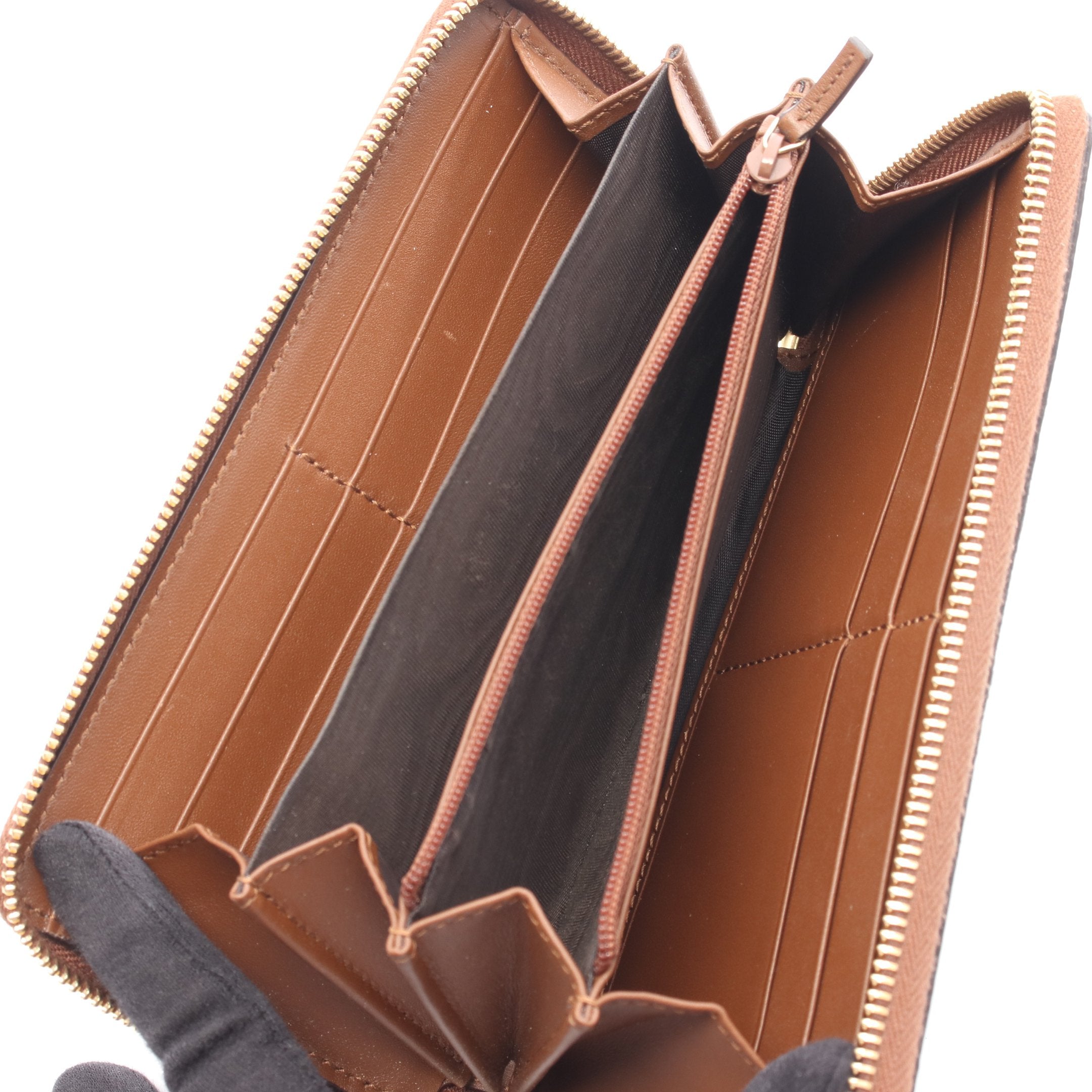 GGスプリーム ラウンドファスナー長財布 PVC ベージュ グッチ – RECLO