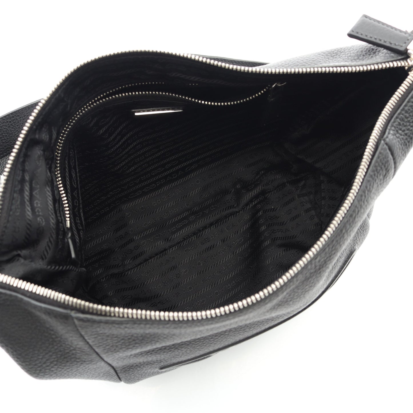 トライアングルロゴ ショルダーバッグ レザー ブラック プラダ