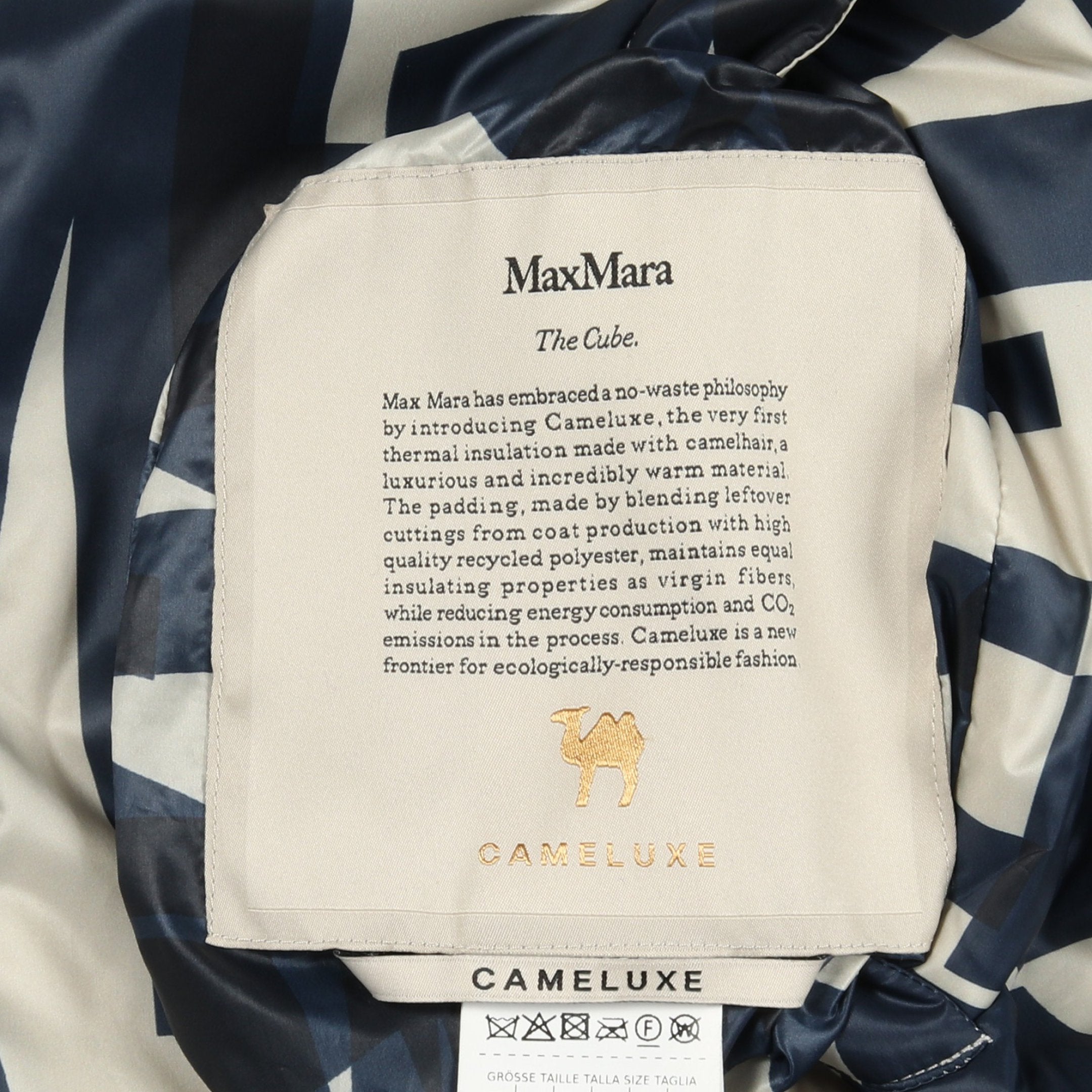MaxMara マックスマーラ ブルゾン ジャケット ロゴ 総柄 Logo Jackets CAMELUXE ジャケット 総柄 オフホワイト ネイビー フード