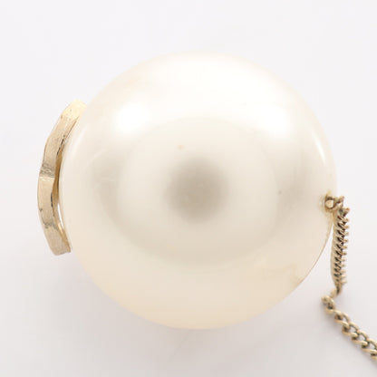 ココマーク ピアス フェイクパール GP ホワイト ゴールド シャネル アクセサリー CHANEL