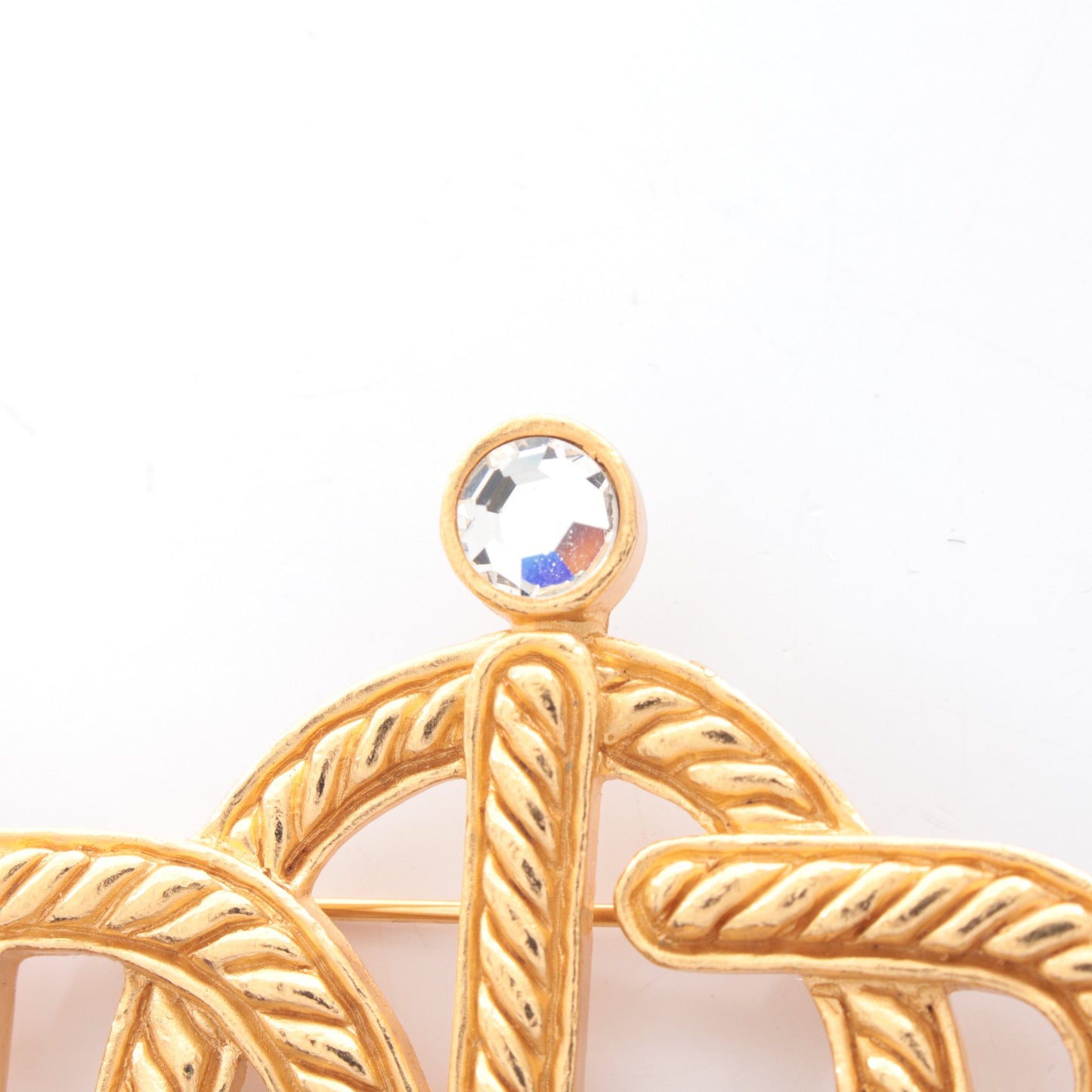 エンブレムロゴ ブローチ GP ラインストーン ゴールド クリア クリスチャンディオール アクセサリー Christian Dior