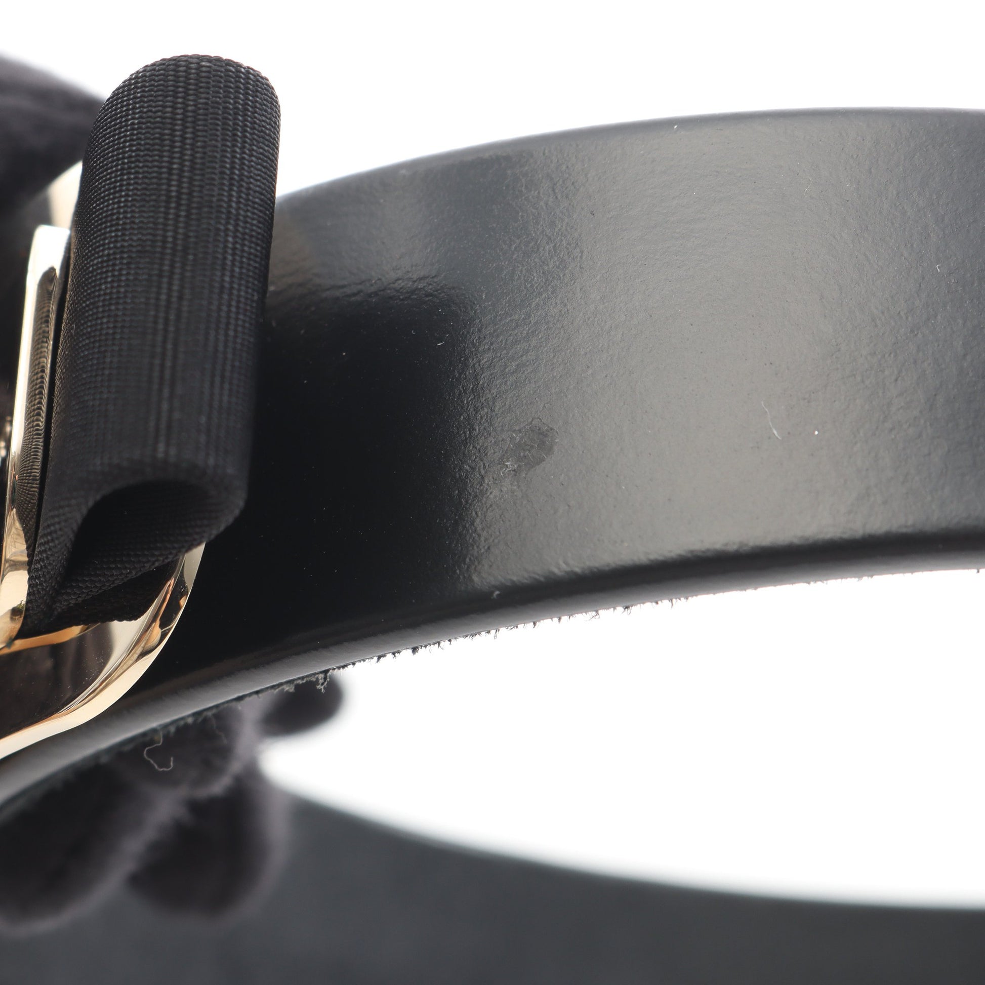 ヴァラリボン カチューシャ レザー ブラック サルヴァトーレフェラガモ アクセサリー Salvatore Ferragamo