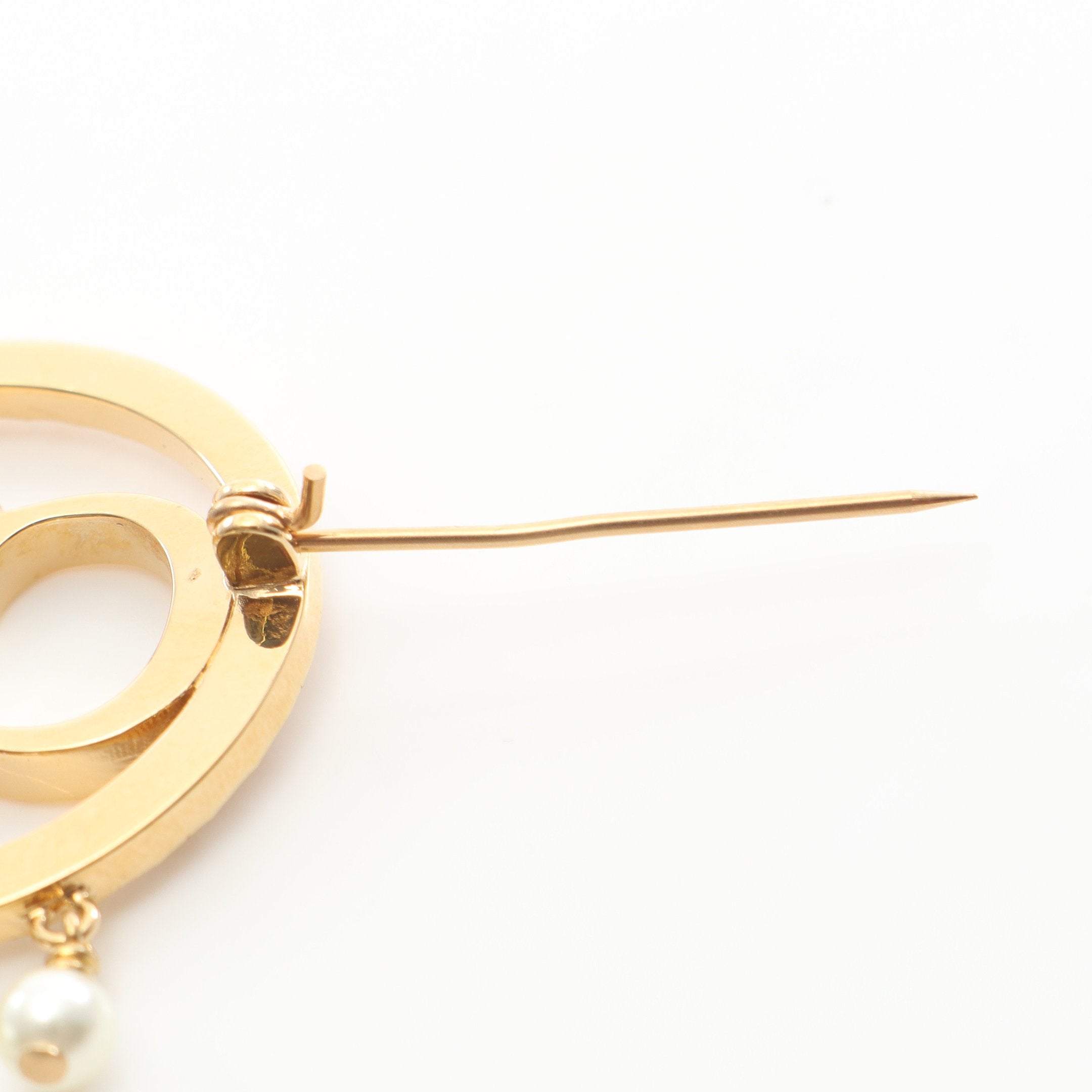 CDロゴ ブローチ GP ラインストーン フェイクパール ゴールド クリア