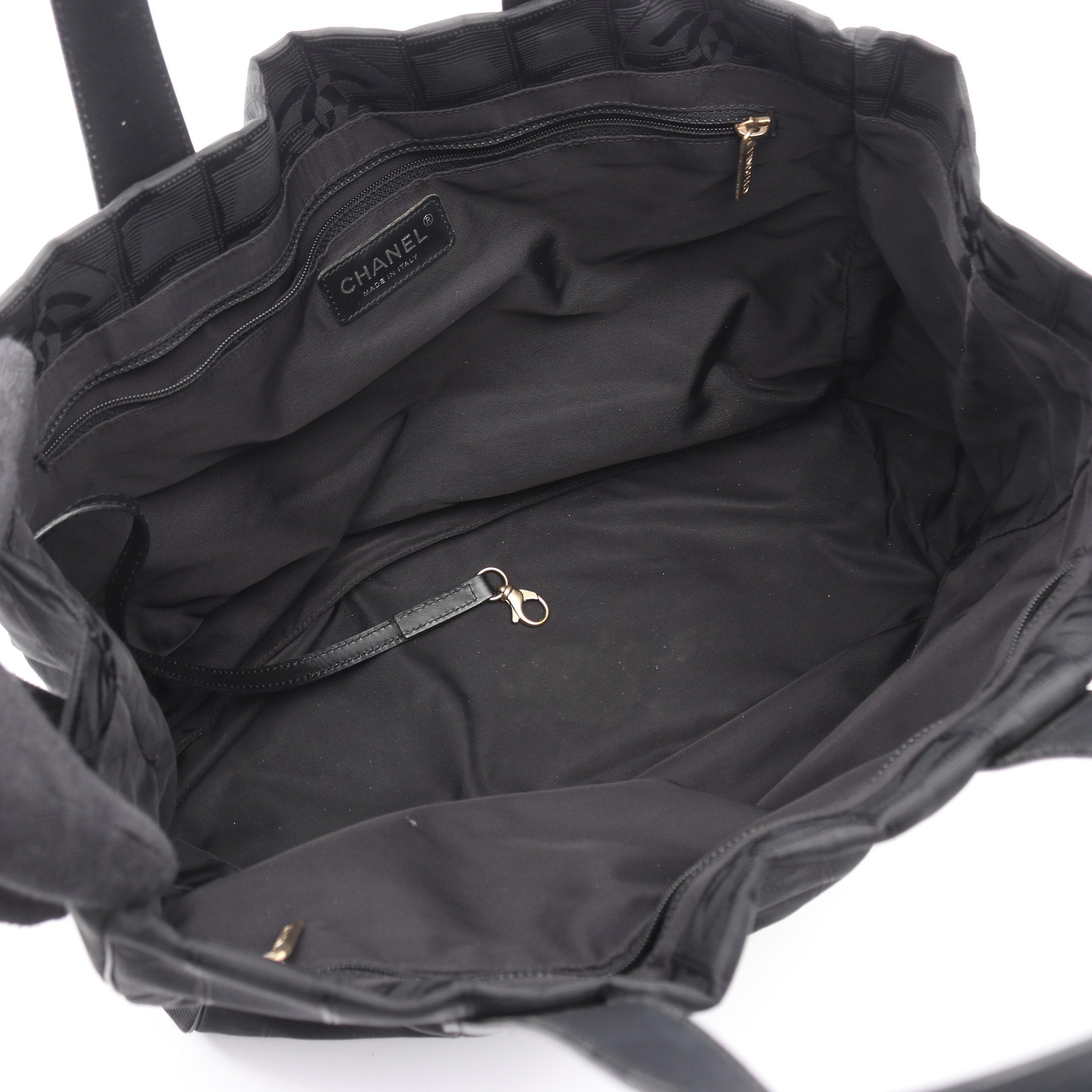 シャネル　ニュートラベルライン　大容量　キャンバス　トートバッグ　黒　ブラック CHANEL シャネル トートバッグ ニュートラベルラインMM ナイロン