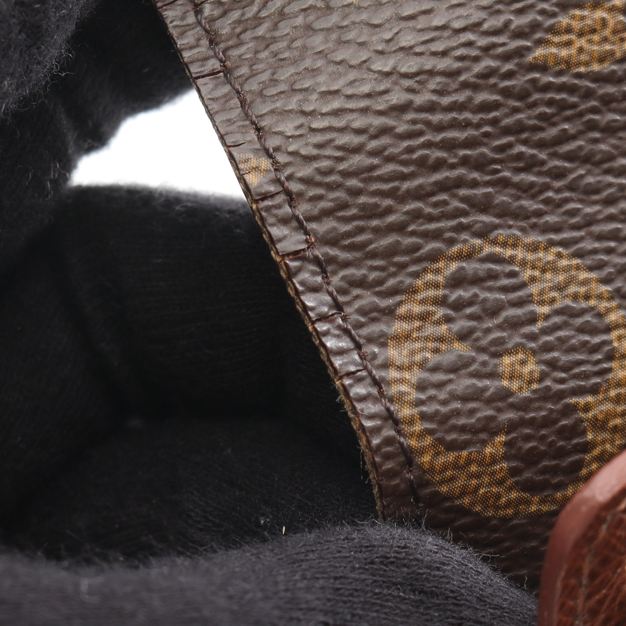 ★レア★ルイヴィトン モノグラム ポルトフォイユ エレーヌ 三つ折り財布 ルイヴィトン三つ折り財布モノグラムポルトフォイユエレーヌ中古