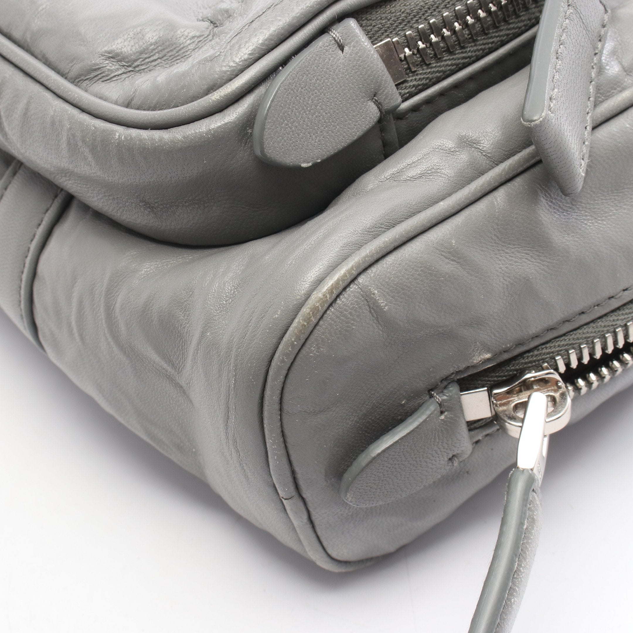 PRADA グレー レザー ビジネスバッグ ハンドバッグ レザー グレー 2WAY プラダ – RECLO