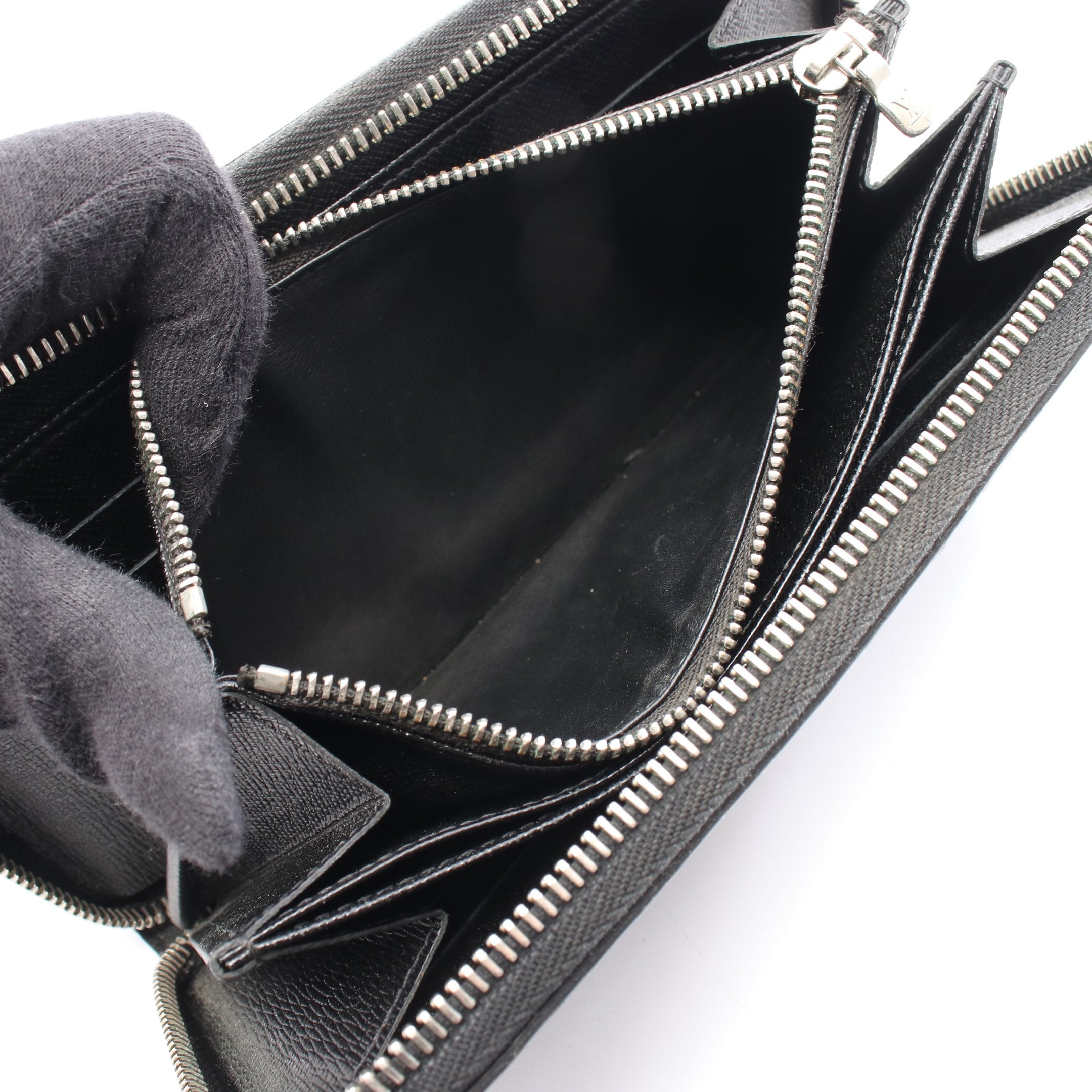 ジッピーウォレット エピエレクトリック ノワール ラウンドファスナー