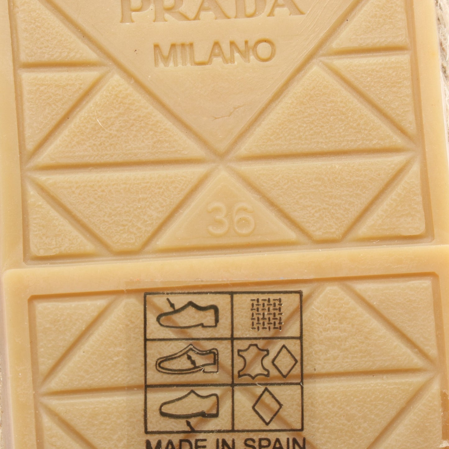 エンボスロゴ スリッポン スニーカー キャンバス オレンジ エスパドリーユ プラダ シューズ PRADA