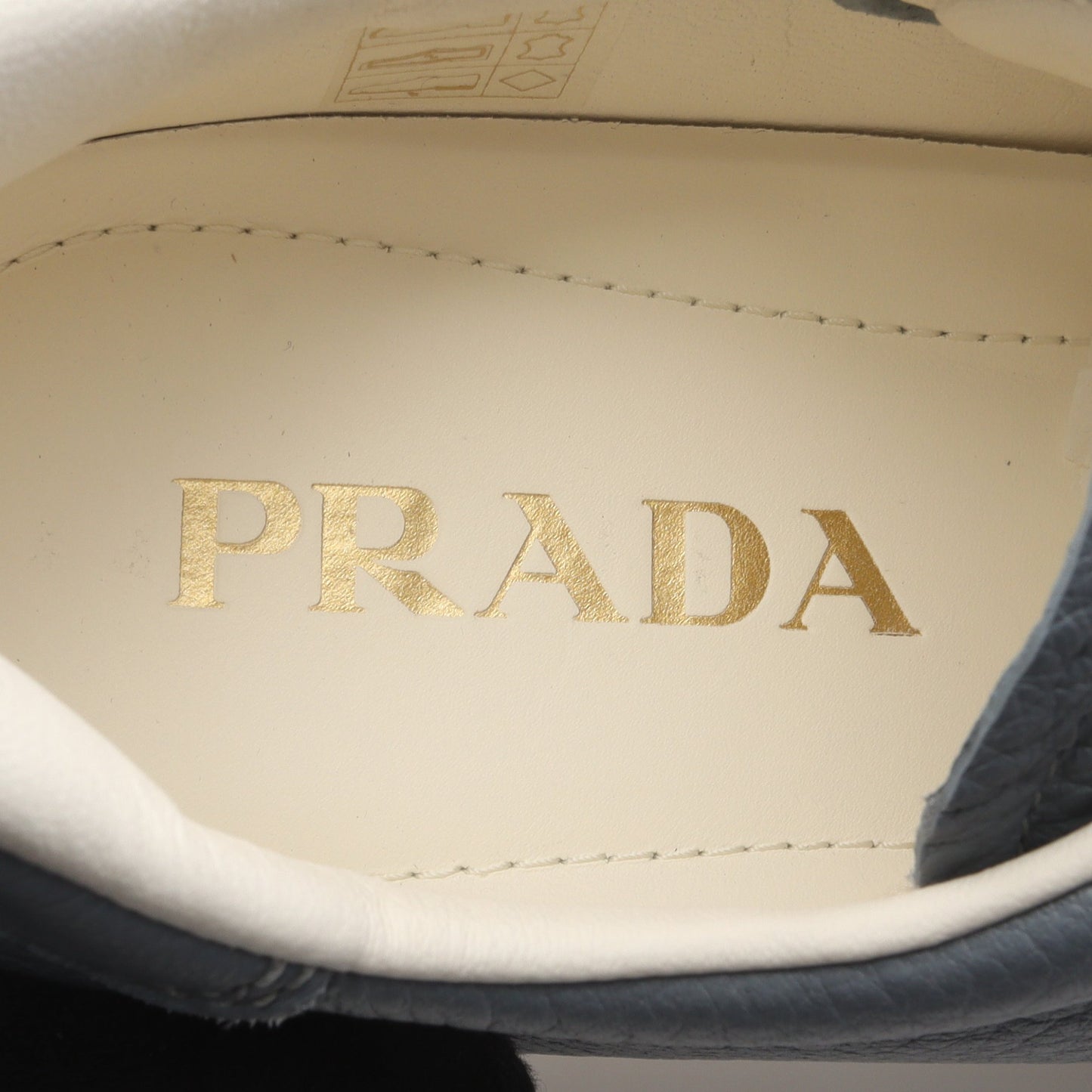 スニーカー レザー ブルーグレー プラダ シューズ PRADA