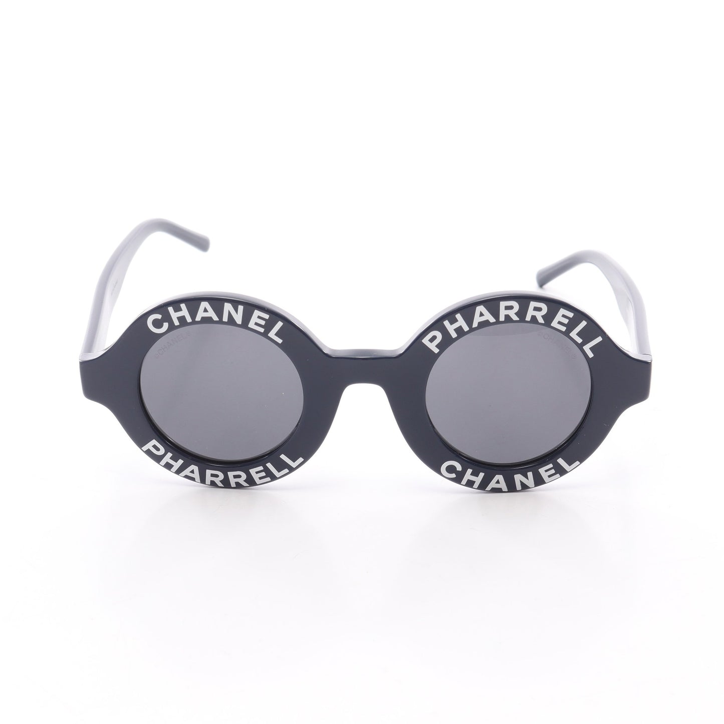 CHANEL × PHARRELL サングラス ネイビー ホワイト シャネル 財布・小物 CHANEL