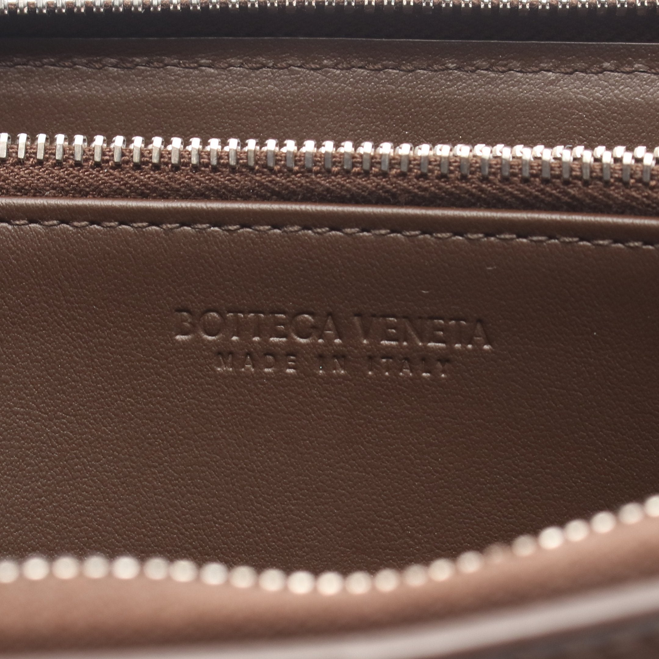 カセット ラウンドファスナー長財布 レザー ダークブラウン ボッテガ