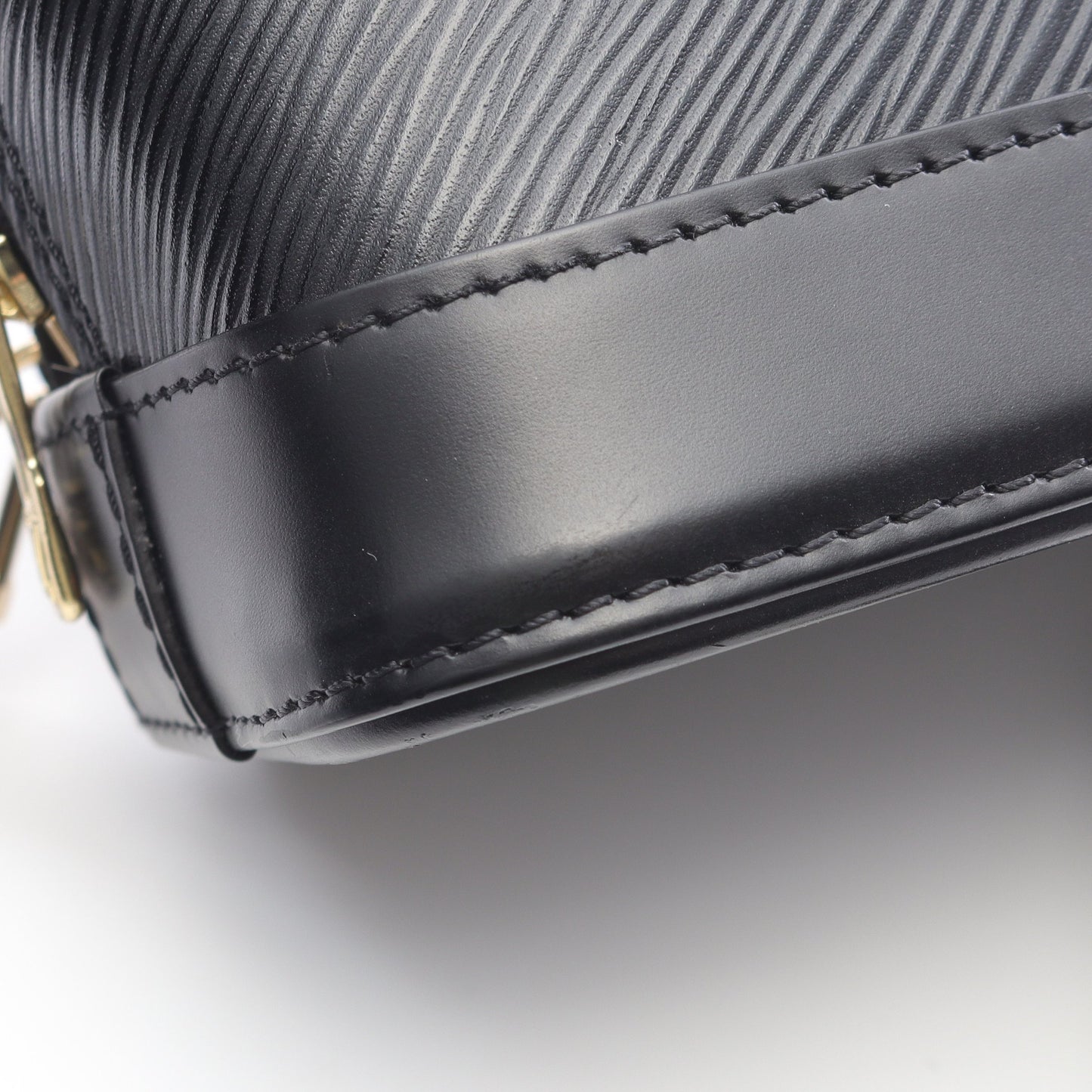 アルマバックパック エピ ノワール リュックサック レザー ブラック ルイヴィトン バッグ LOUIS VUITTON