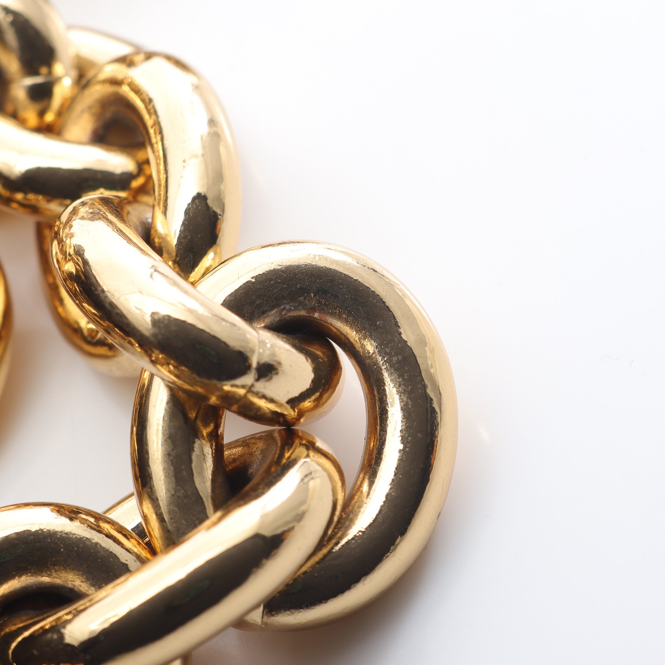 ザ チェーン カセット チェーンショルダーバッグ レザー ダーク