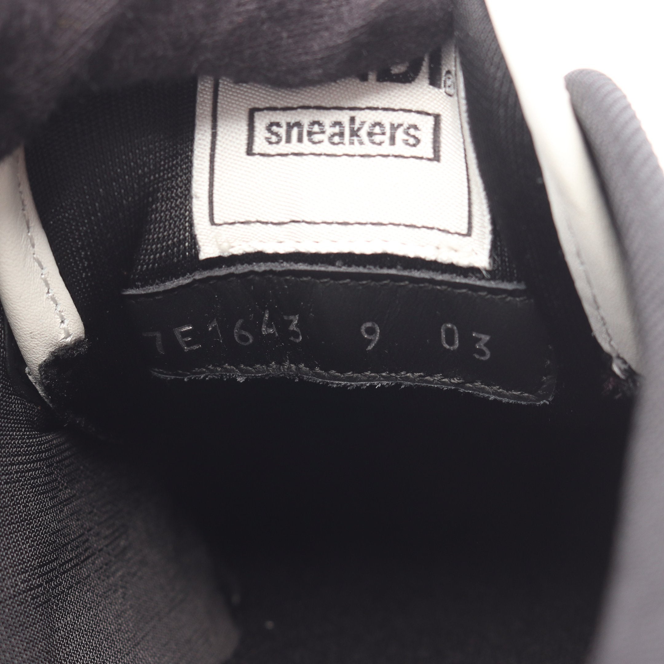 FENDI MATCH スニーカー レザー ホワイト ブラック フェンディ – RECLO