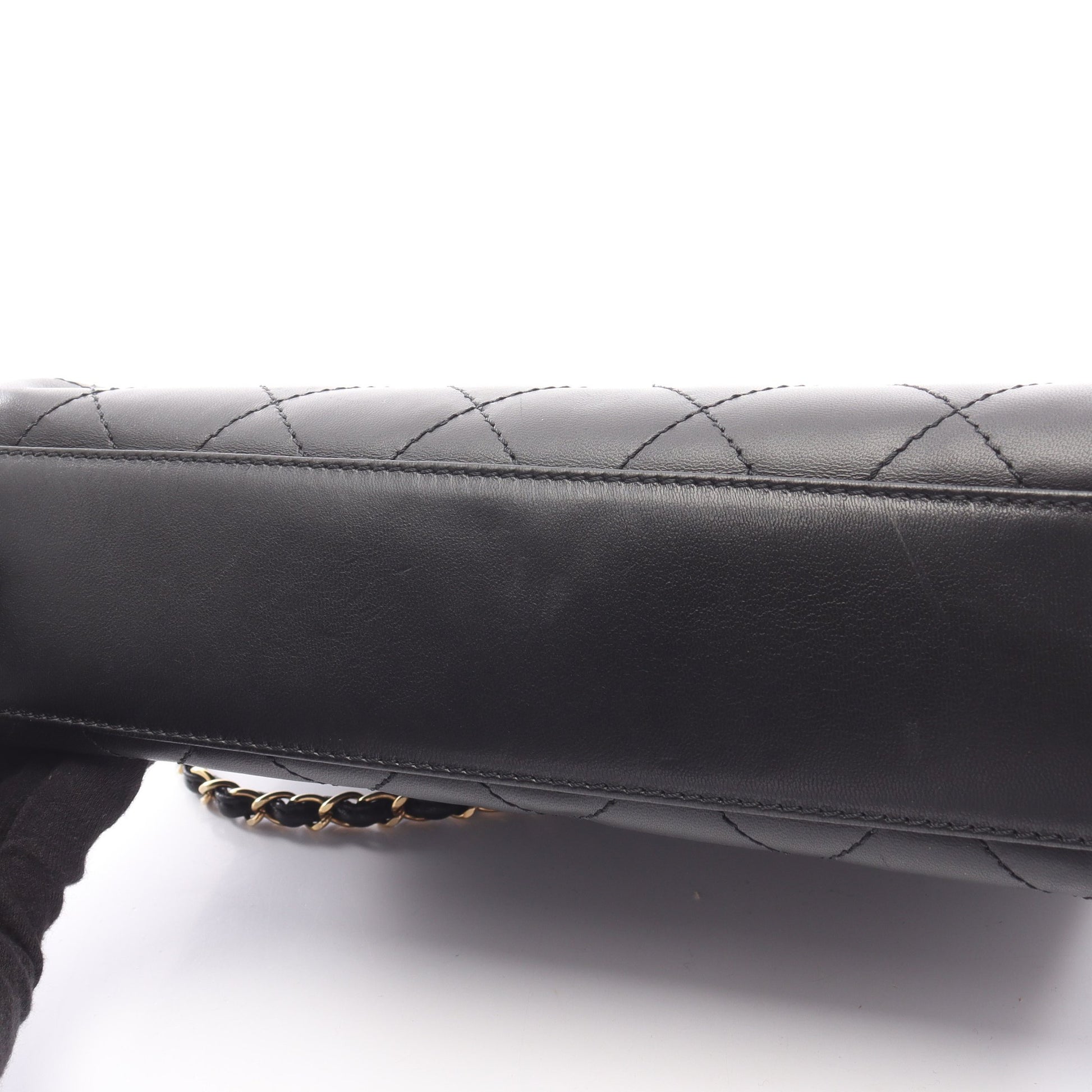 マトラッセ チェーンショルダーバッグ ラムスキン ブラック ゴールド金具 シャネル バッグ CHANEL
