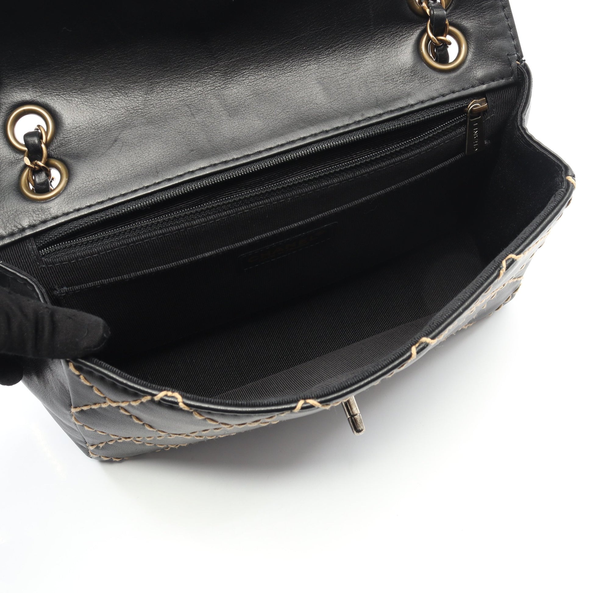ワイルドステッチ Wチェーンショルダーバッグ レザー ブラック ゴールド金具 シャネル バッグ CHANEL