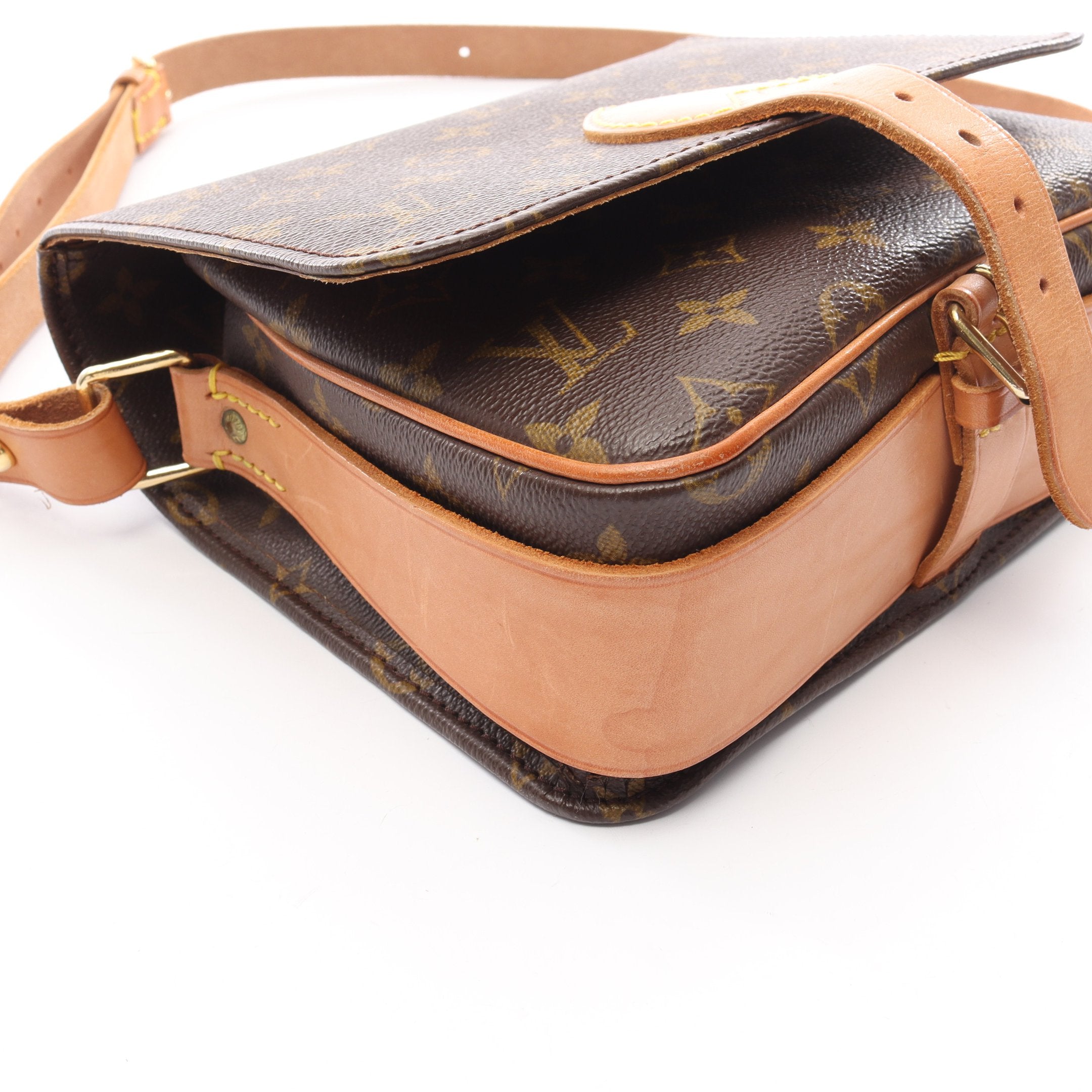 ルイヴィトン カルトシエールMM レザー モノグラム LOUIS VUITTON