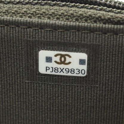 マトラッセ フォン ポーチ チェーンショルダーバッグ ラムスキン カーキグリーン ゴールド金具 シャネル バッグ CHANEL