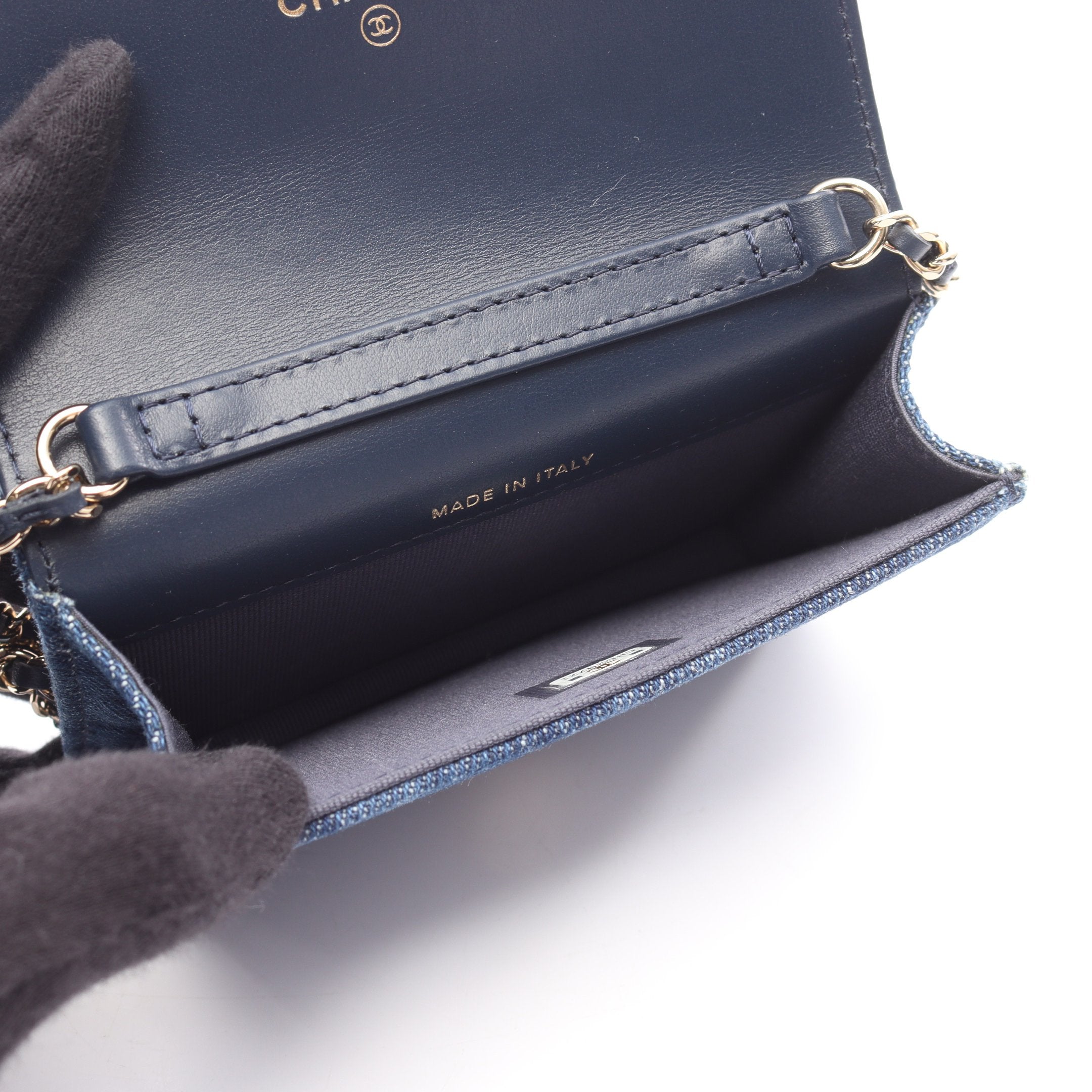 マトラッセ ミニ チェーンウォレット デニム レザー インディゴブルー