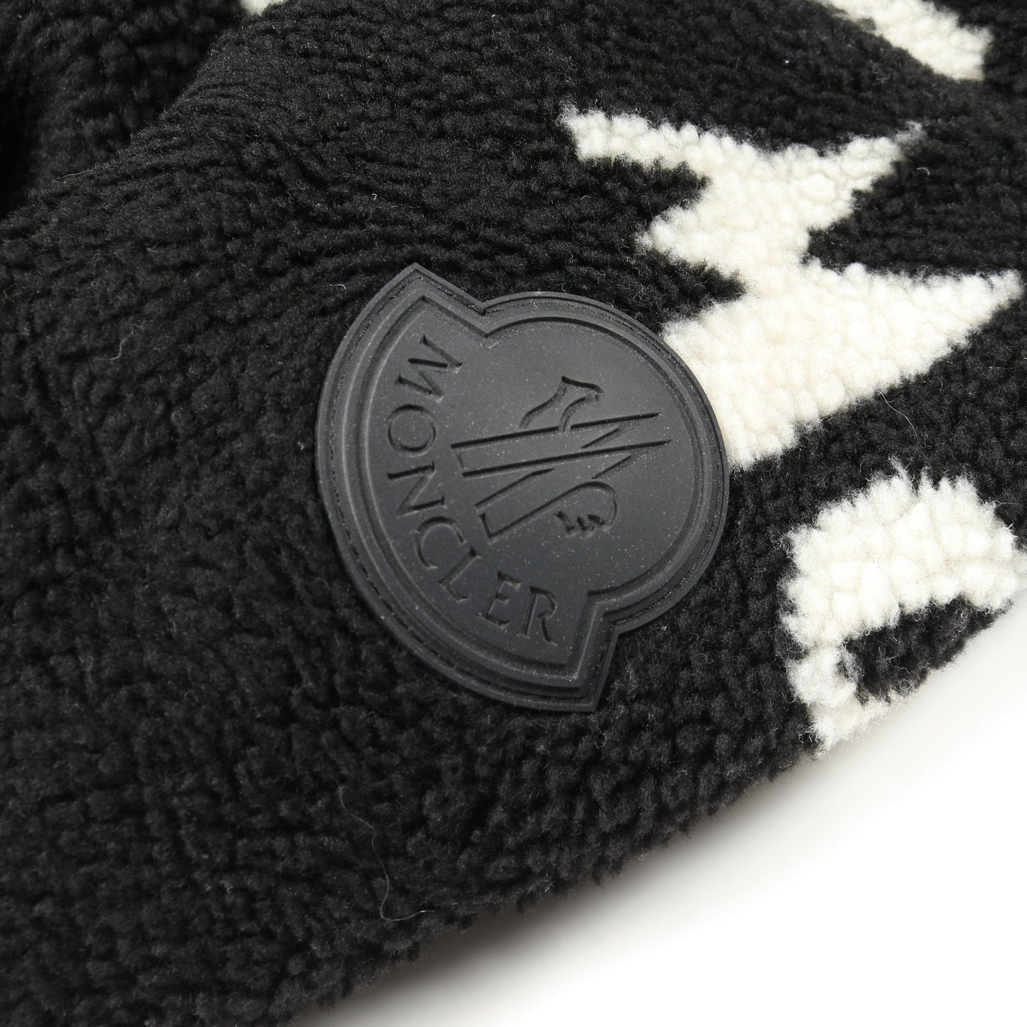 フリース ボア ジャケット ロゴ総柄 ブラック リバーシブル モンクレール アウター MONCLER