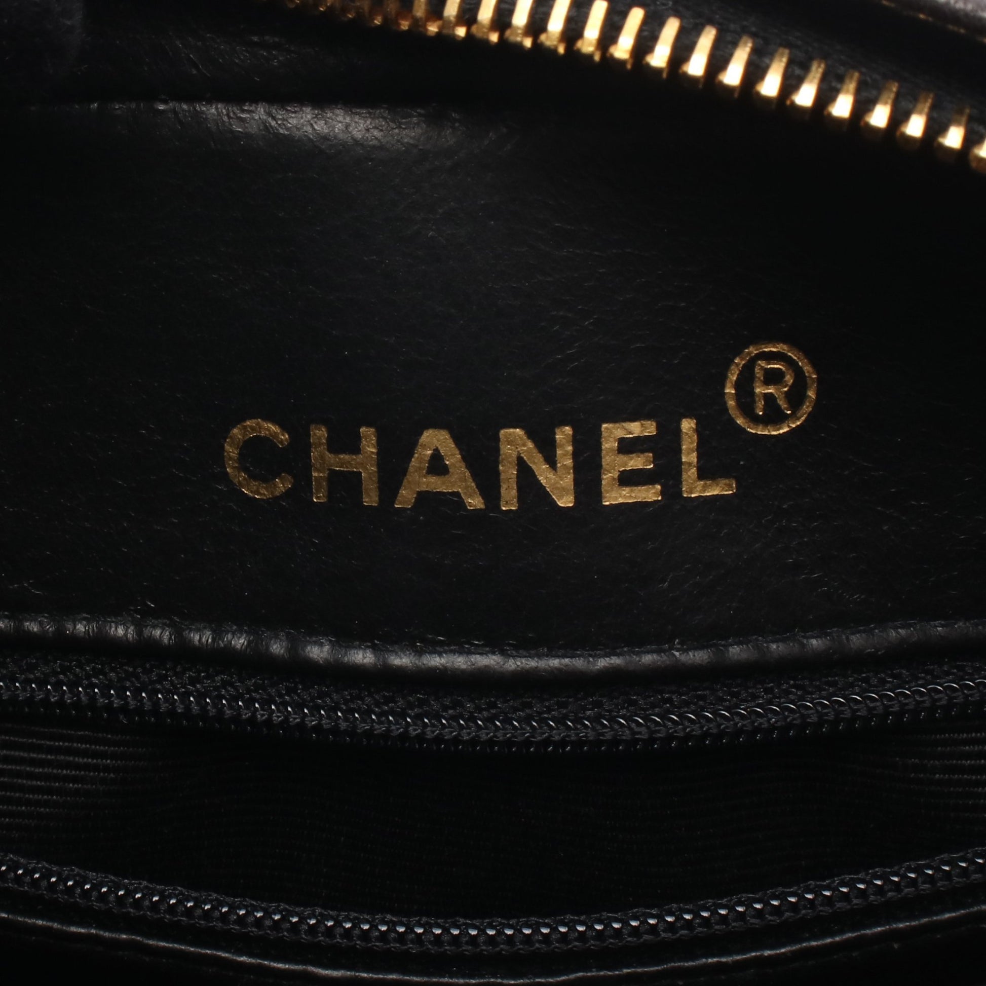 マトラッセ チェーンショルダーバッグ ラムスキン ブラック ゴールド金具 タッセル ヴィンテージ シャネル バッグ CHANEL