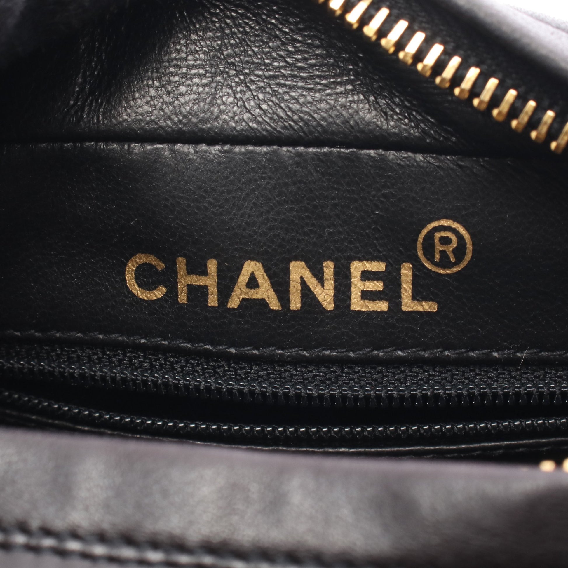 マトラッセ ダイアナフラップ チェーンショルダーバッグ ラムスキン ブラック ゴールド金具 シャネル バッグ CHANEL