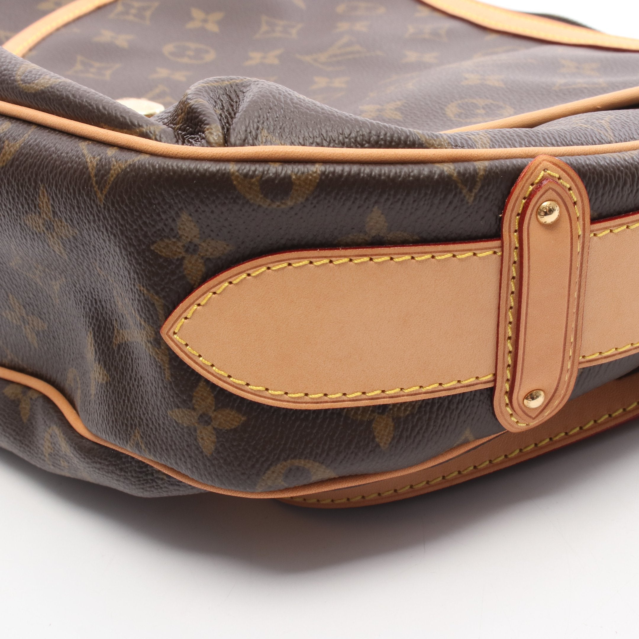 トゥラムGM モノグラム ショルダーバッグ PVC レザー ブラウン ルイ