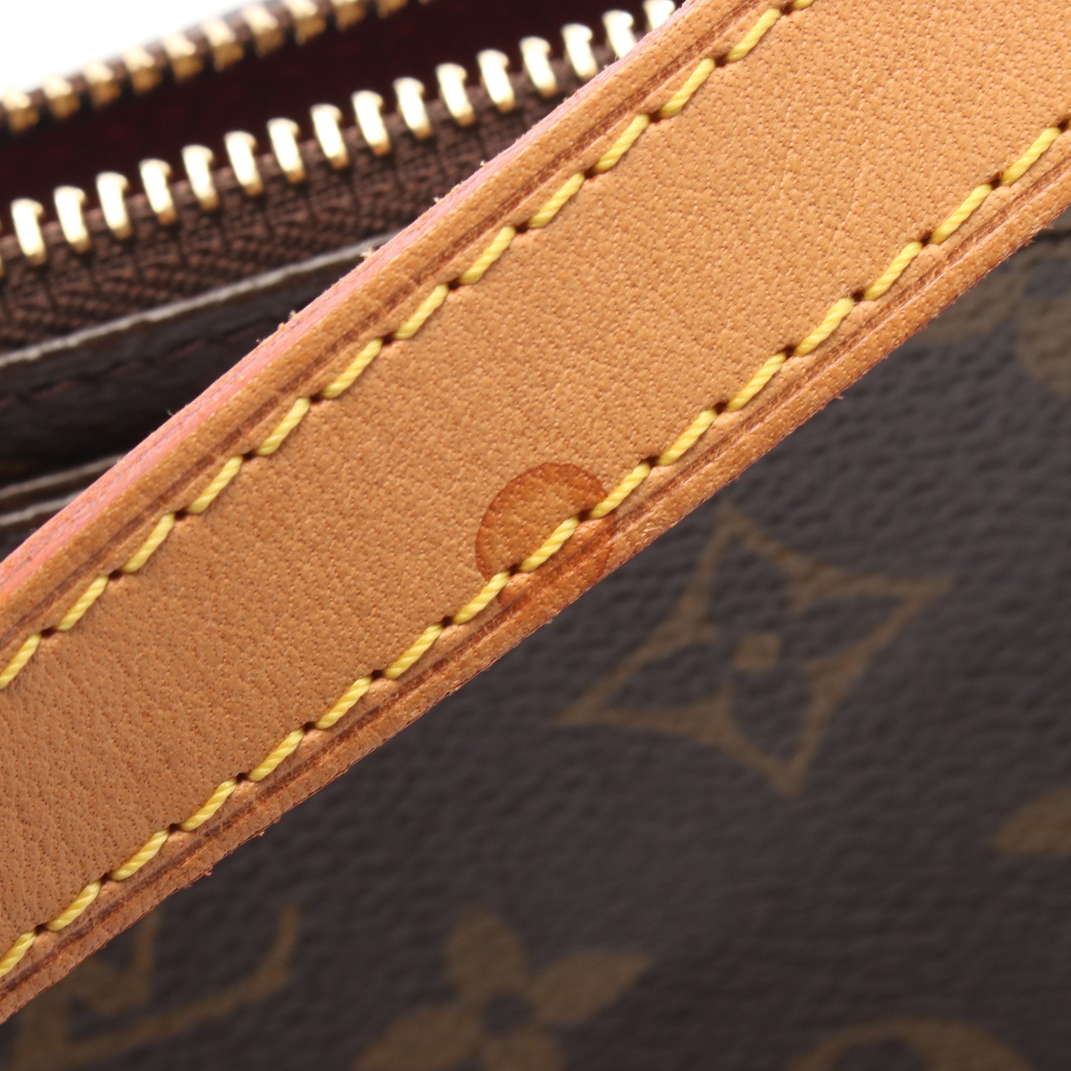 ヴィバシテPM モノグラム ショルダーバッグ PVC レザー ブラウン ルイ